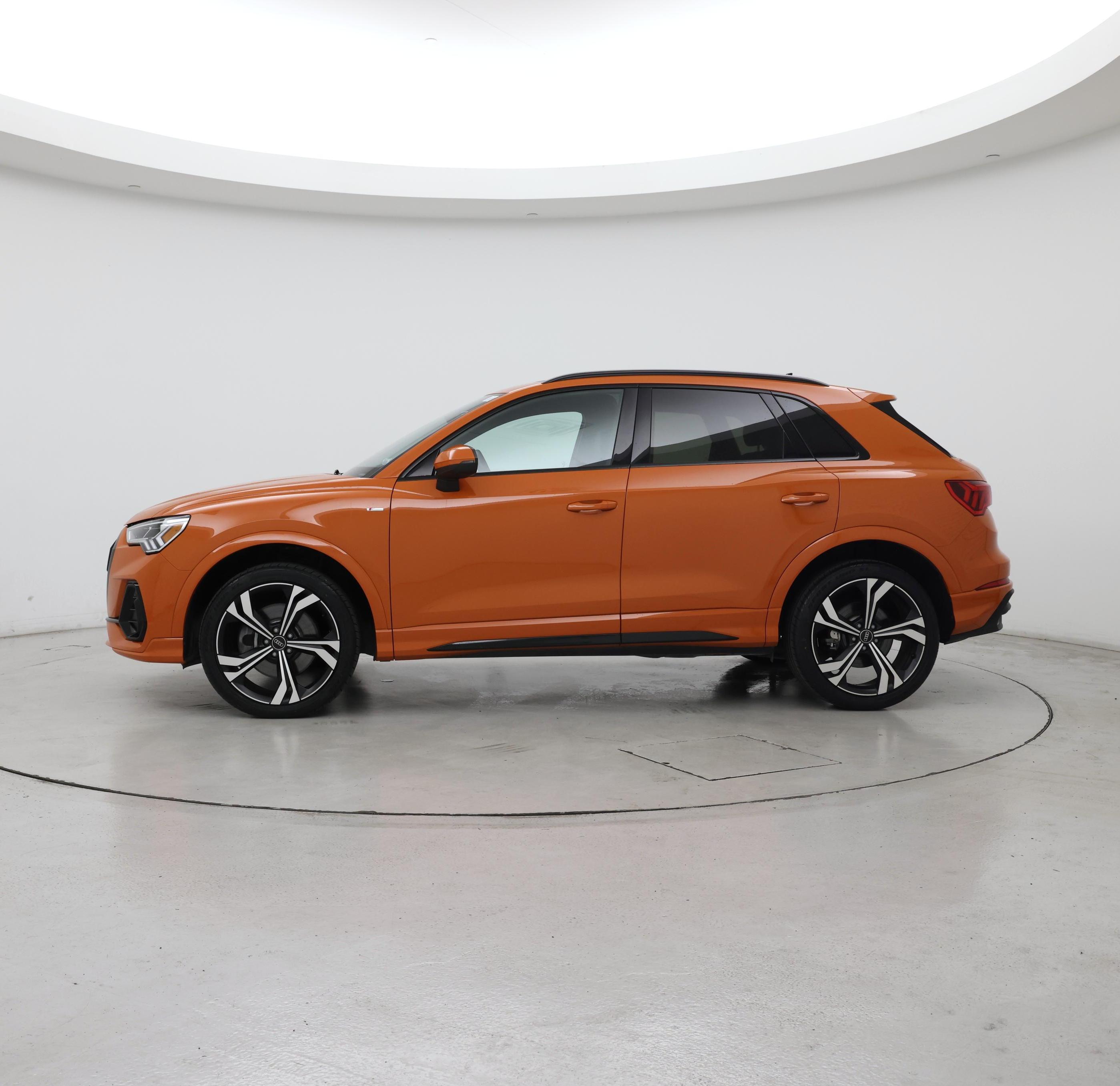 Thumbnail: 2024 Audi Q3 - 3