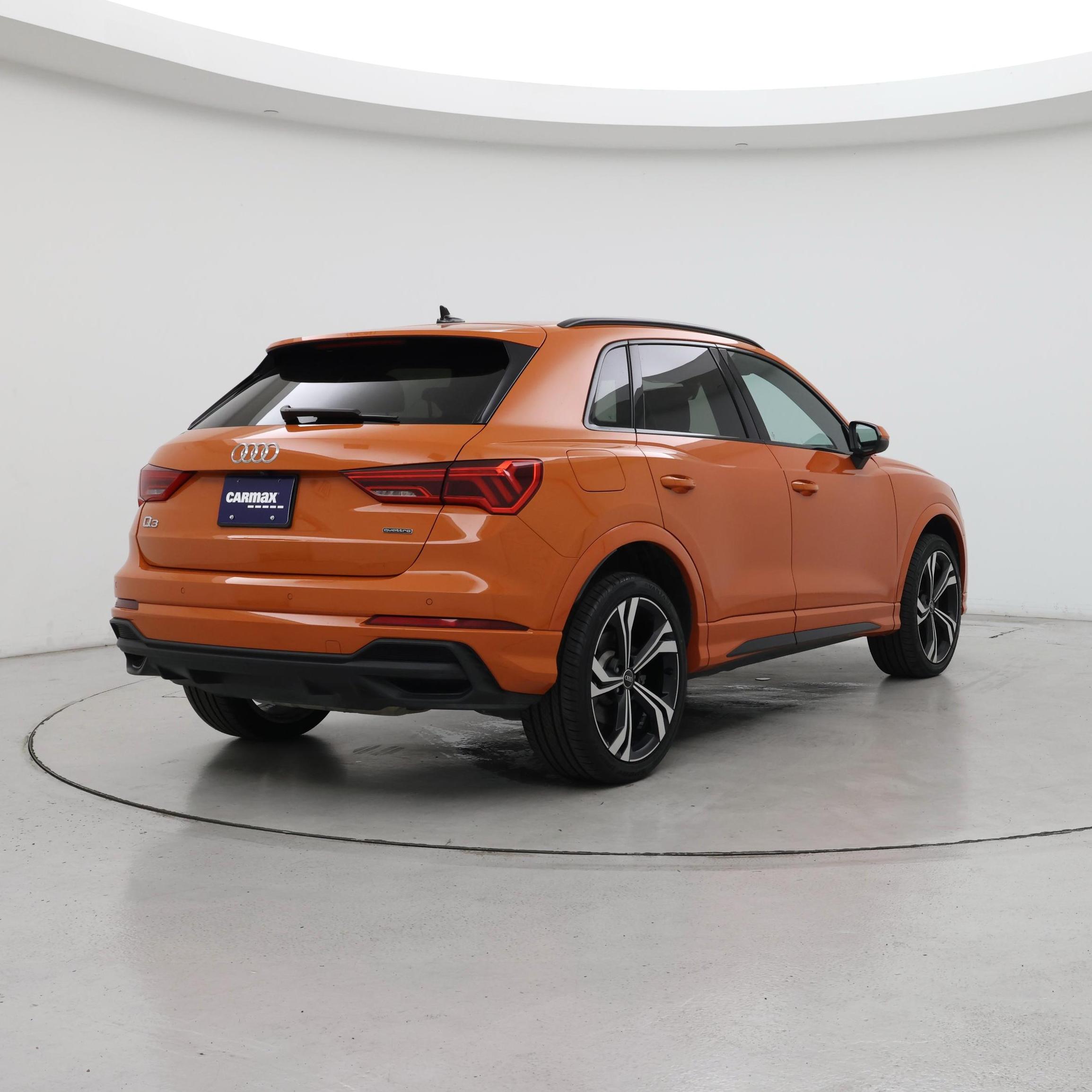 Thumbnail: 2024 Audi Q3 - 8