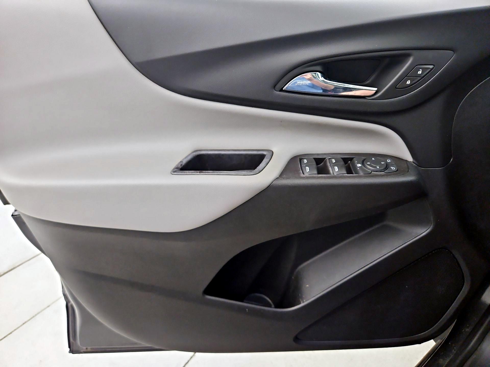 Thumbnail: 2021 Chevrolet Equinox - 12