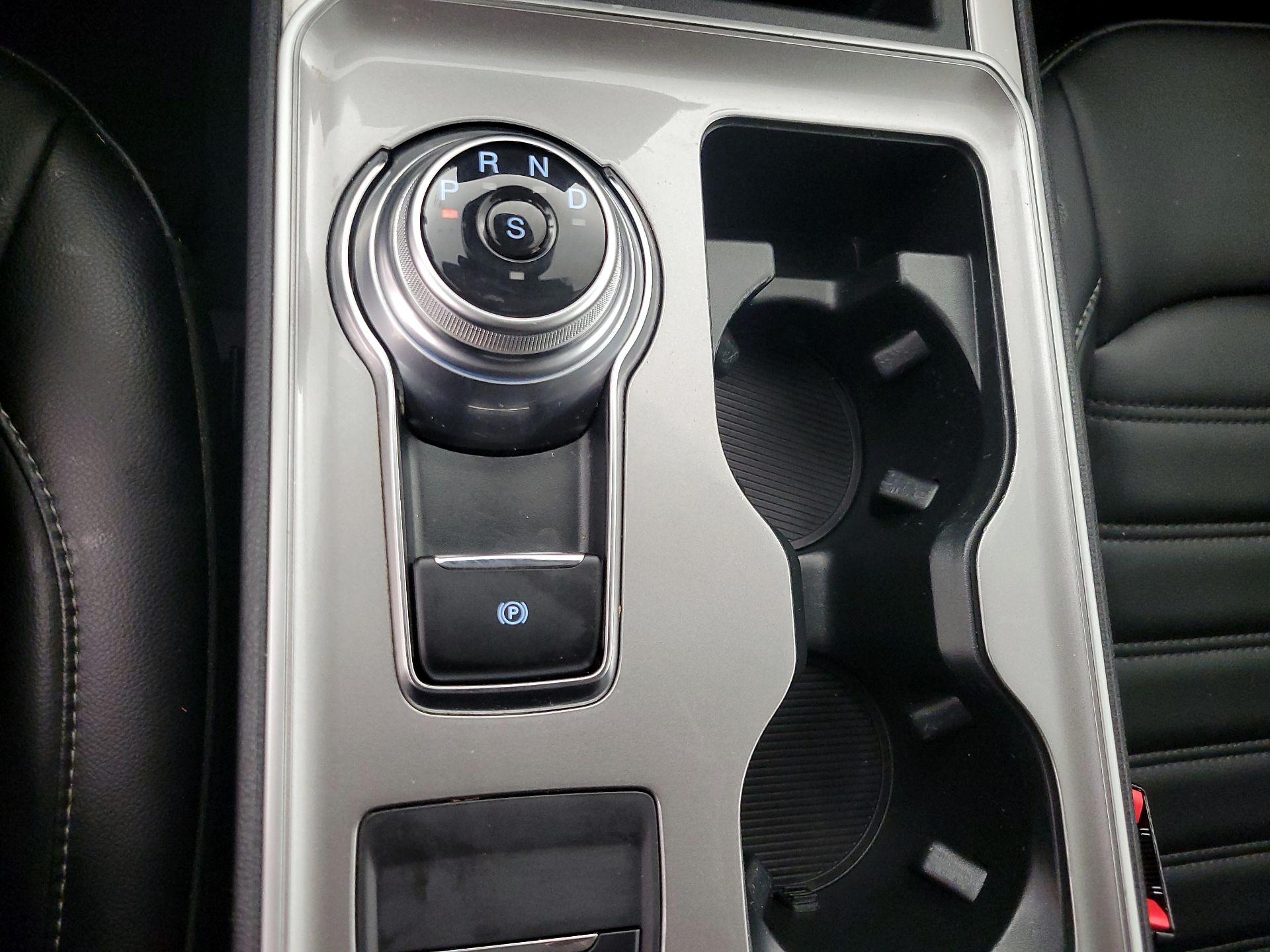 Thumbnail: 2024 Ford Edge - 17