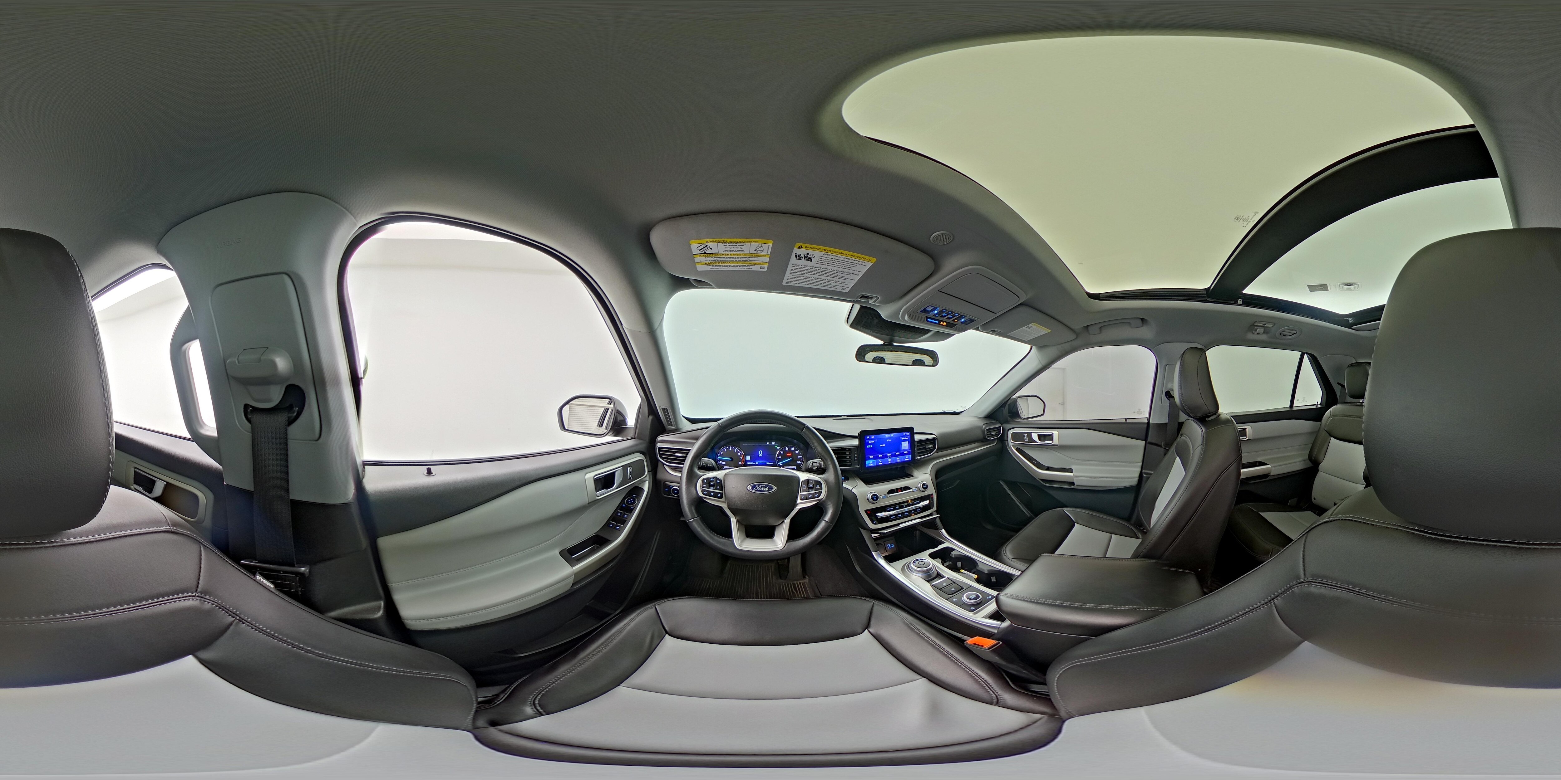 2023 Ford Explorer XLT - Photo 30