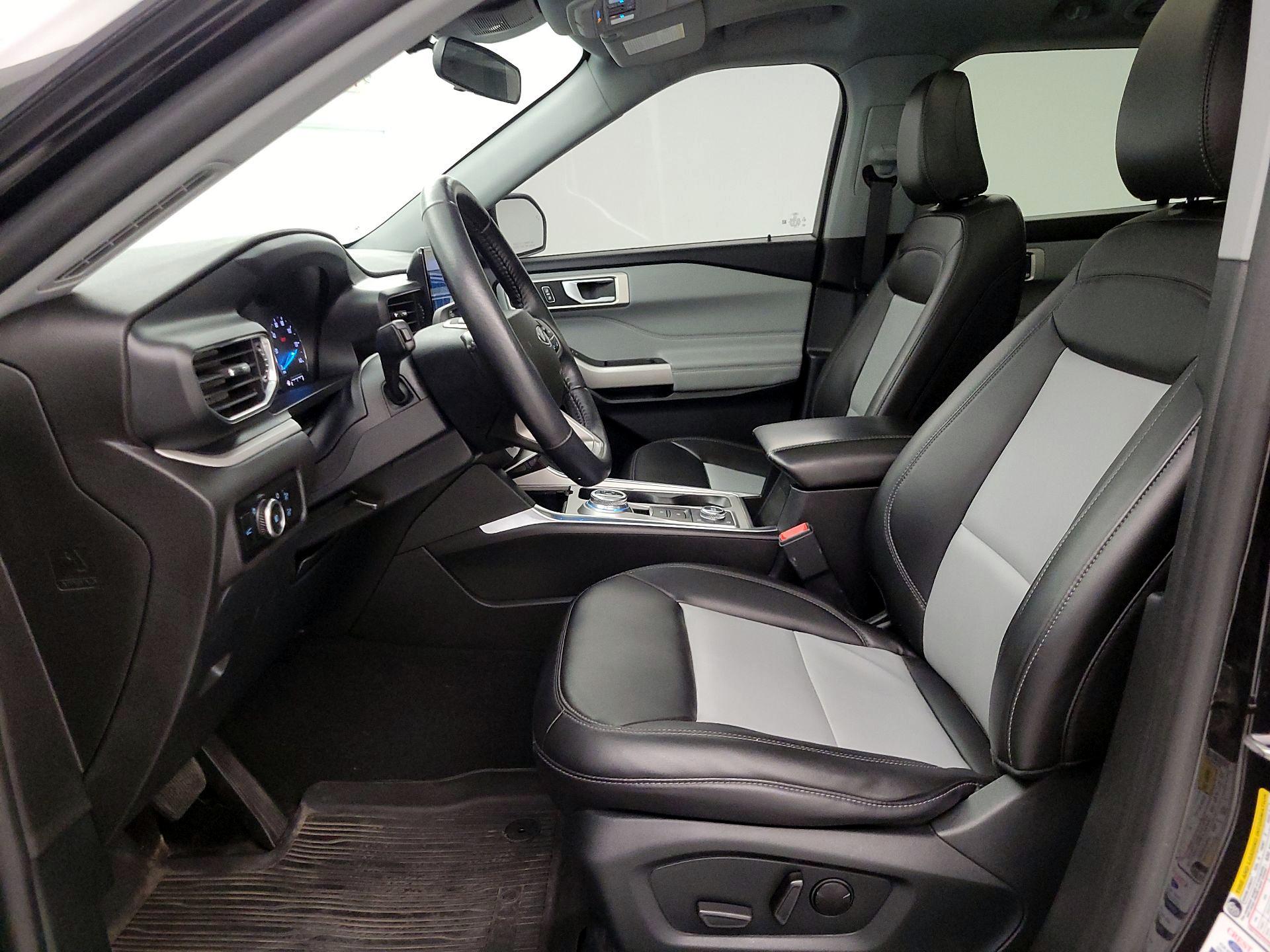 Thumbnail: 2023 Ford Explorer - 11