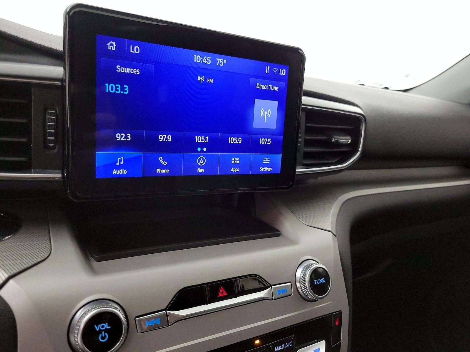 2023 Ford Explorer XLT - Photo 17