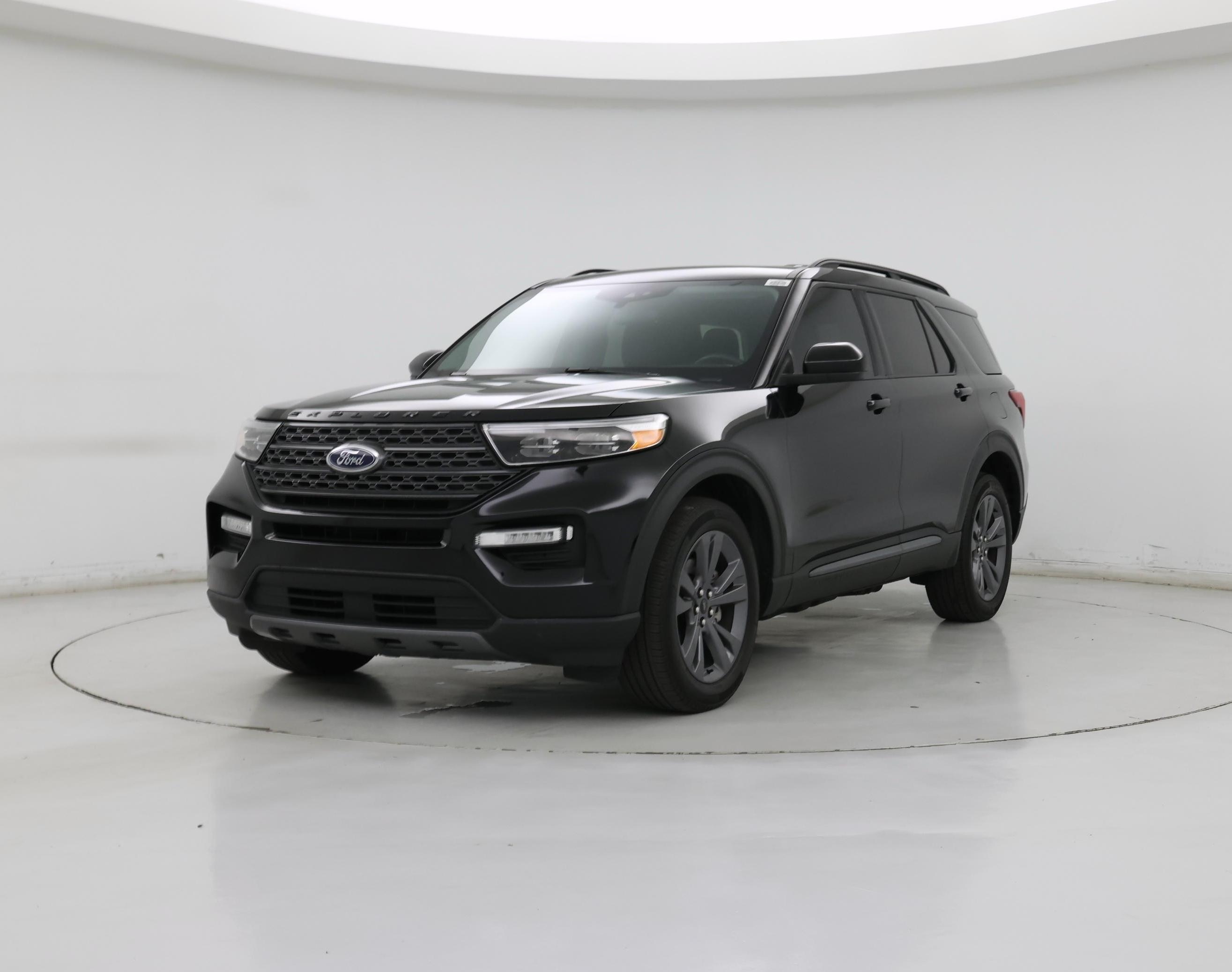 Thumbnail: 2023 Ford Explorer - 4