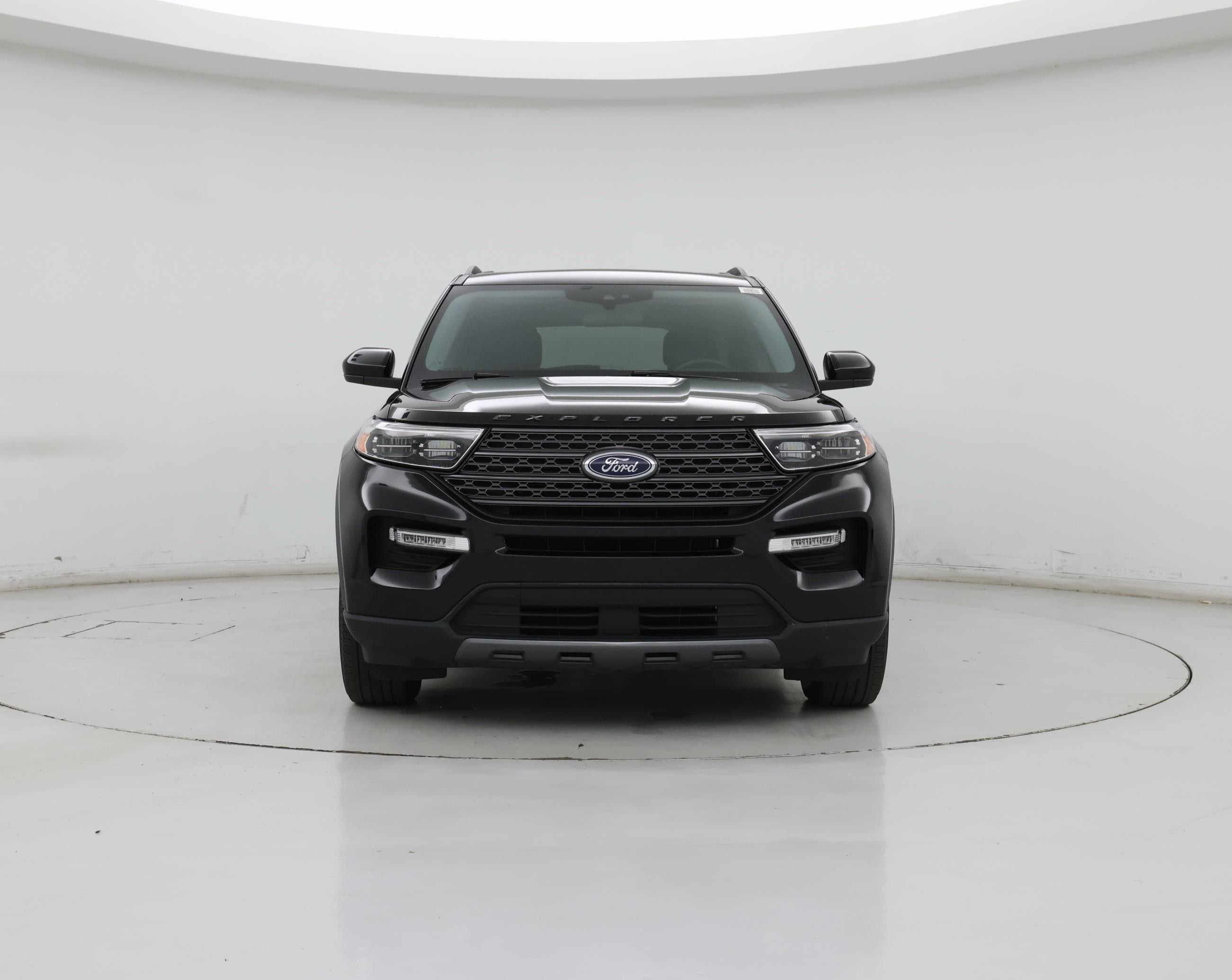 Thumbnail: 2023 Ford Explorer - 5