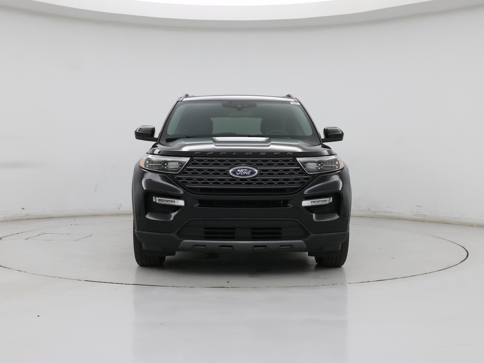 2023 Ford Explorer XLT - Photo 6