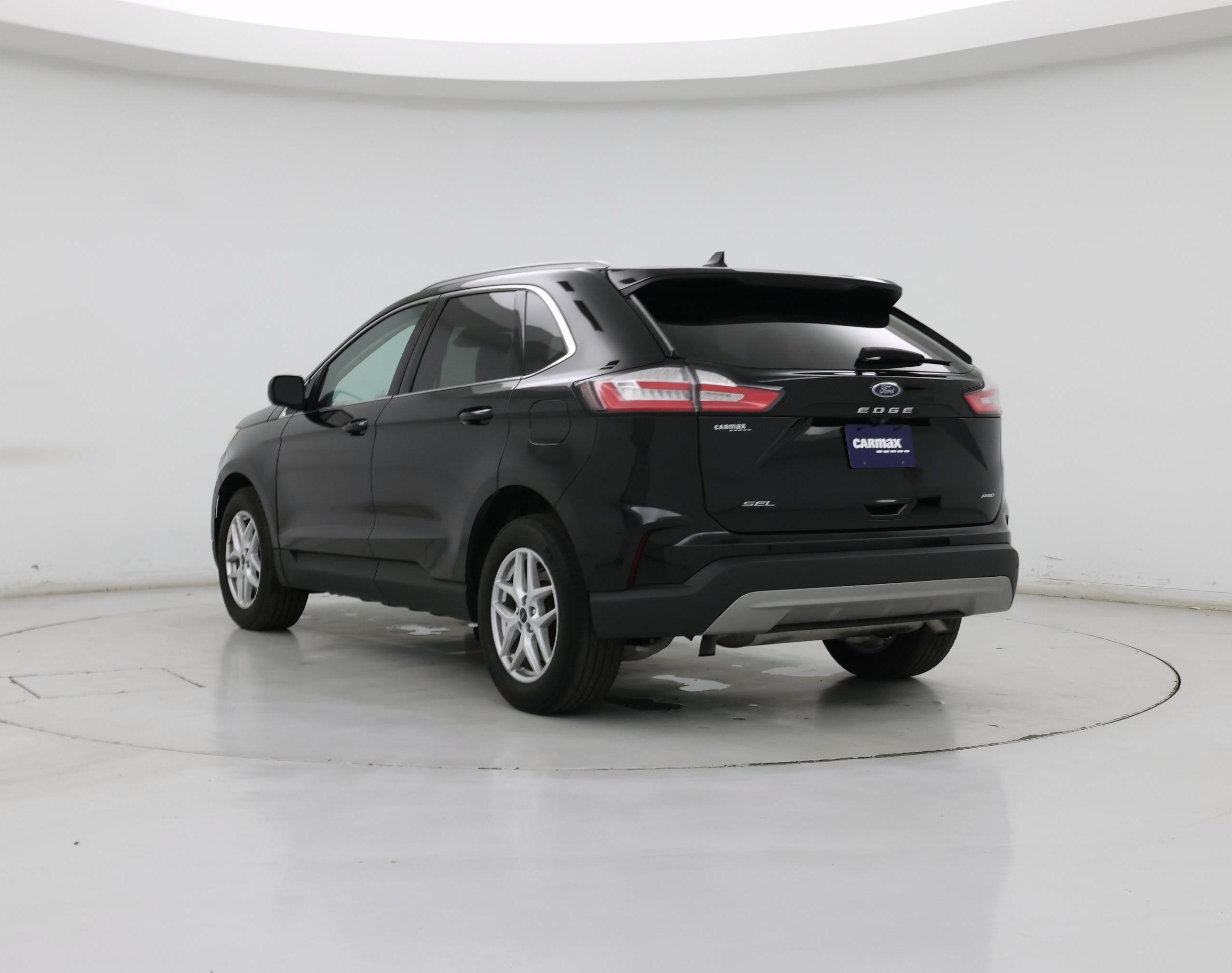 Thumbnail: 2023 Ford Edge - 2