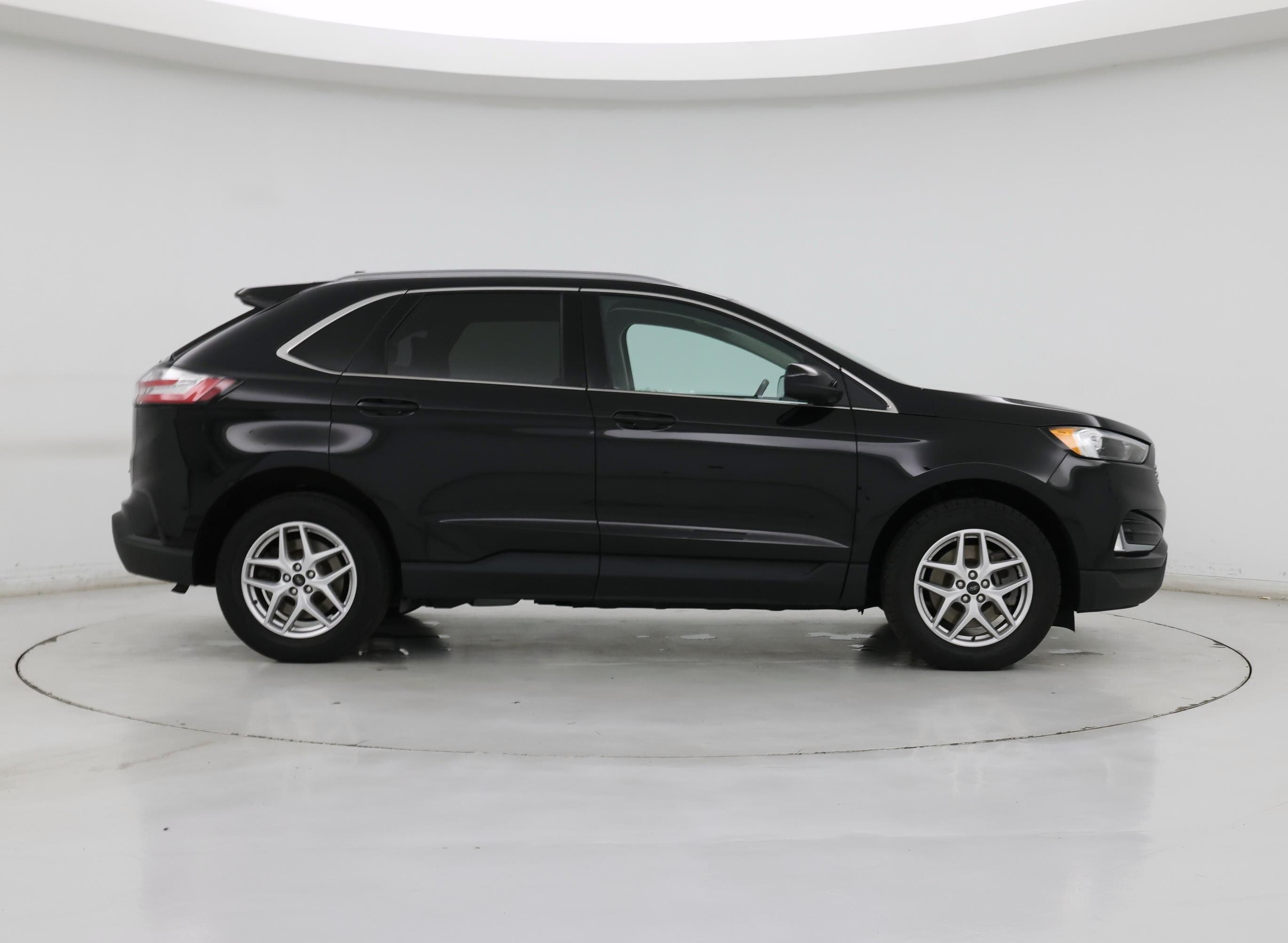 Thumbnail: 2023 Ford Edge - 7