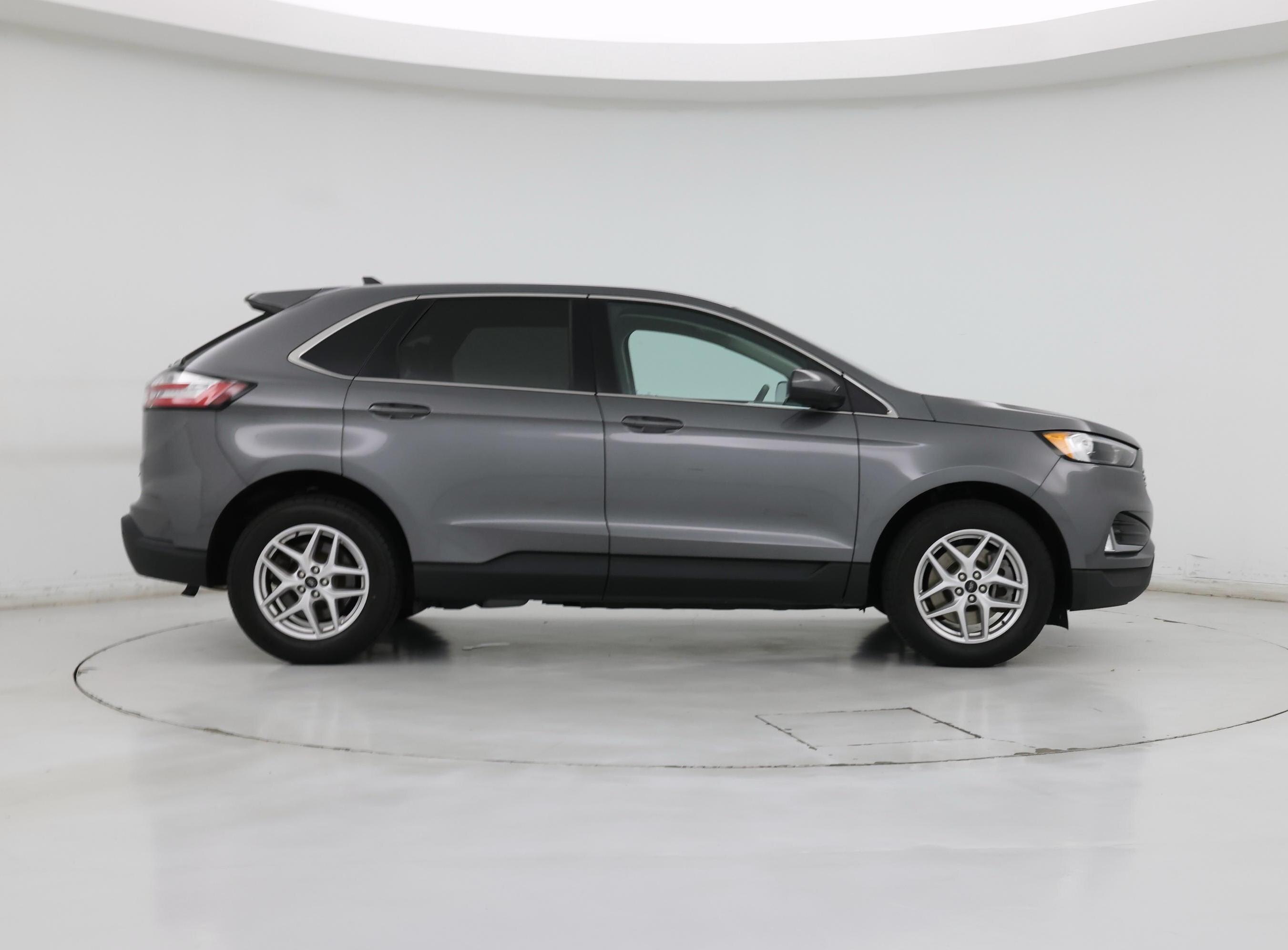 Thumbnail: 2023 Ford Edge - 7
