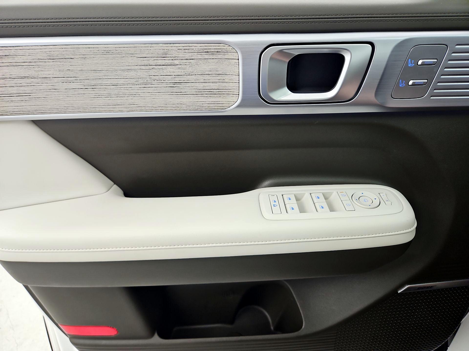 Thumbnail: 2024 Hyundai Santa Fe - 12