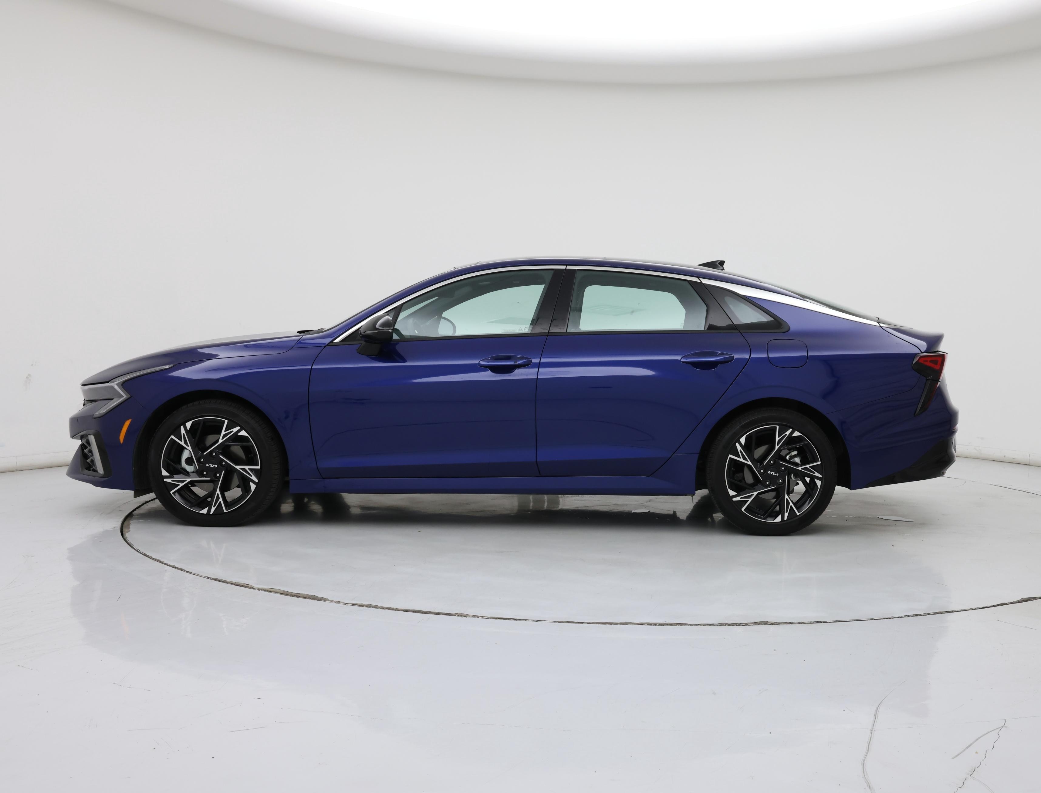 Thumbnail: 2025 Kia K5 - 3