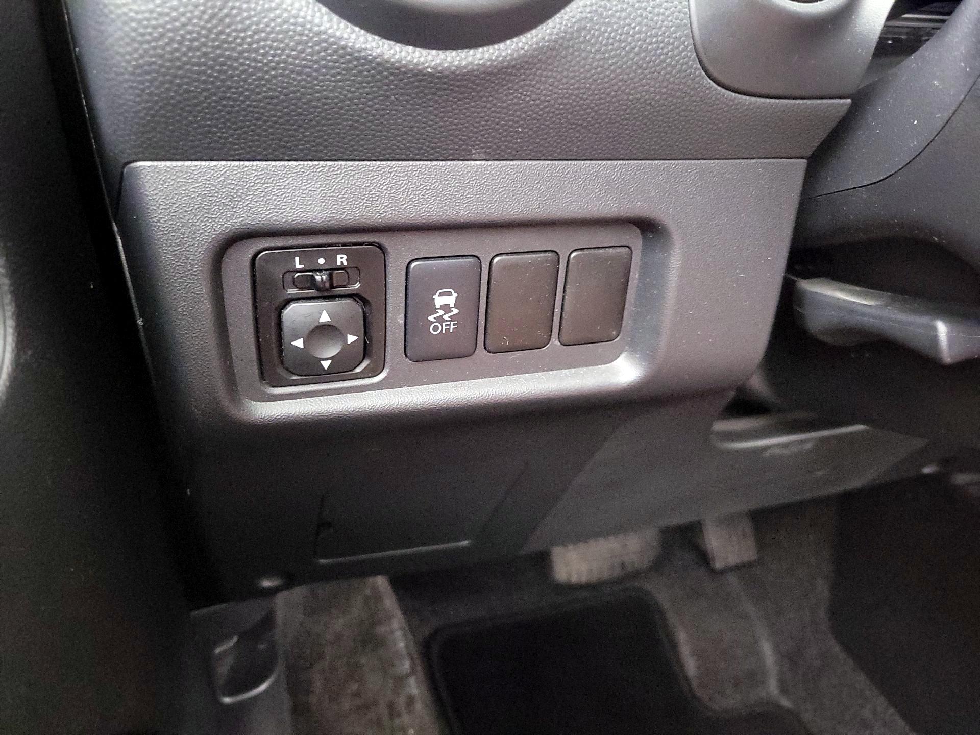 Thumbnail: 2019 Mitsubishi Mirage G4 - 13