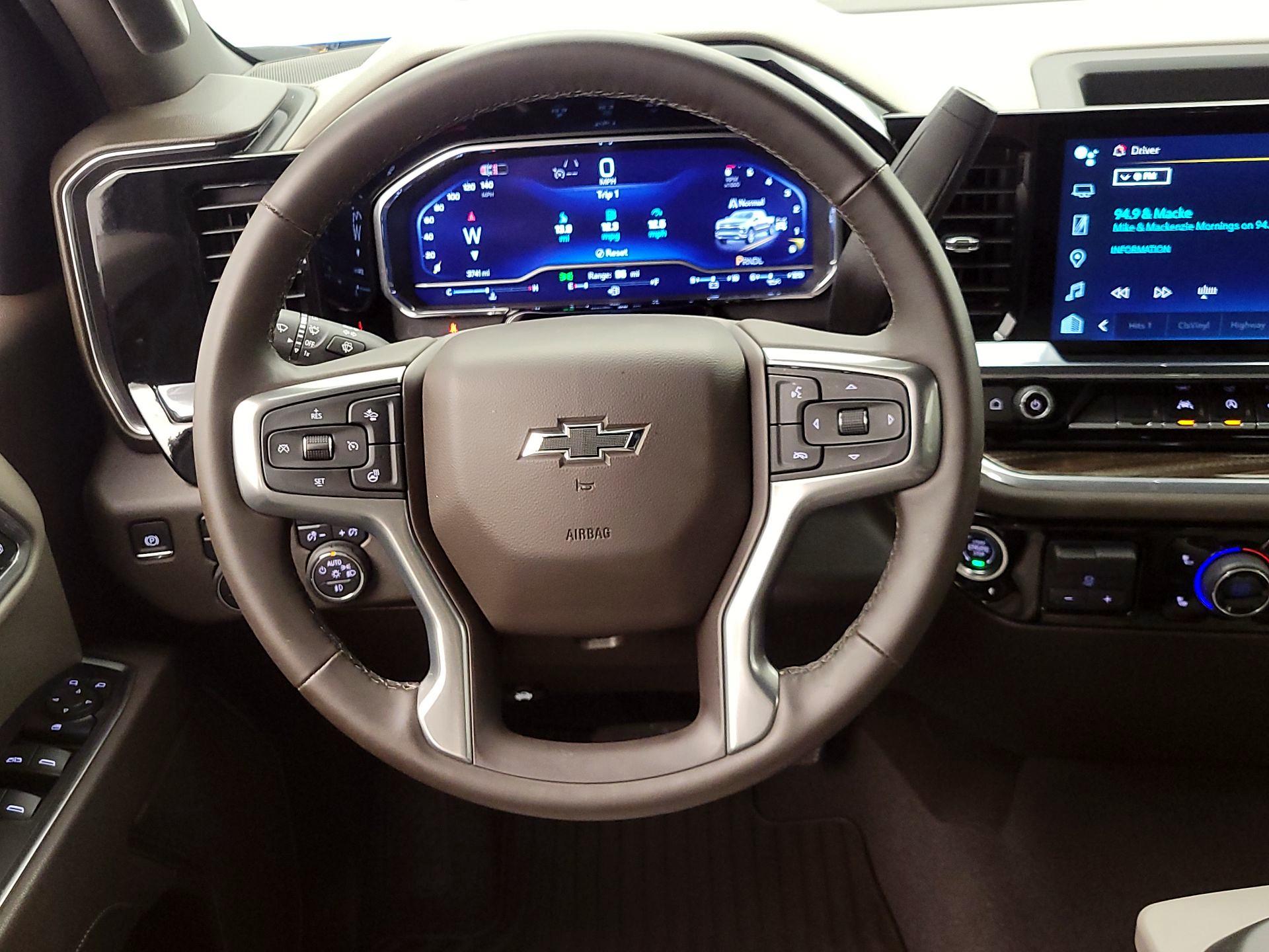 Thumbnail: 2025 Chevrolet Silverado 1500 - 10