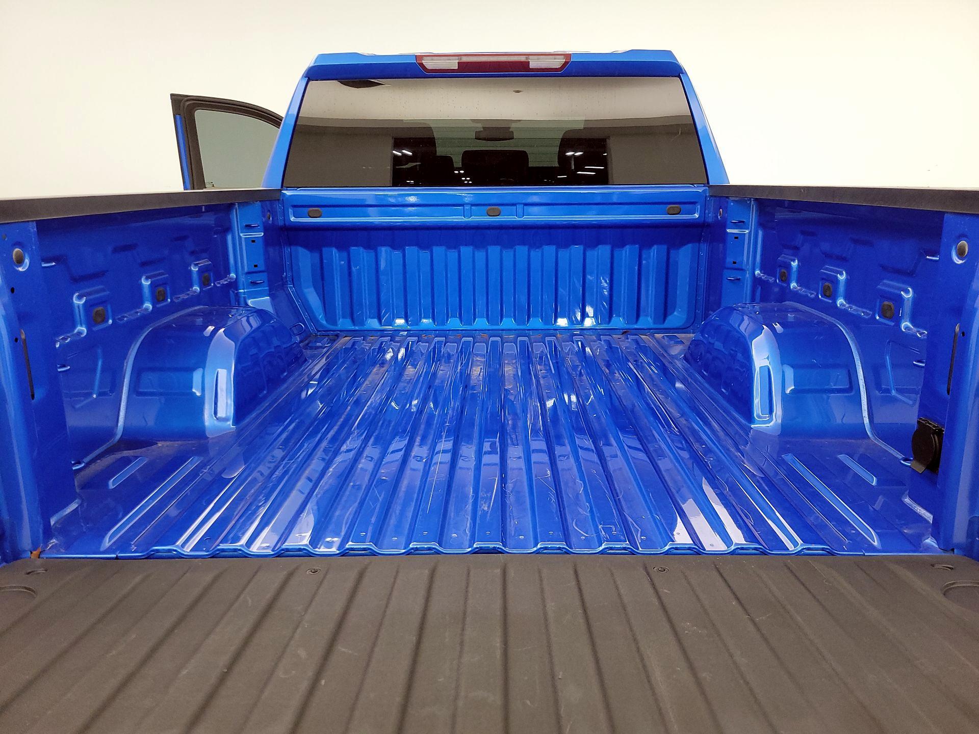 Thumbnail: 2025 Chevrolet Silverado 1500 - 20