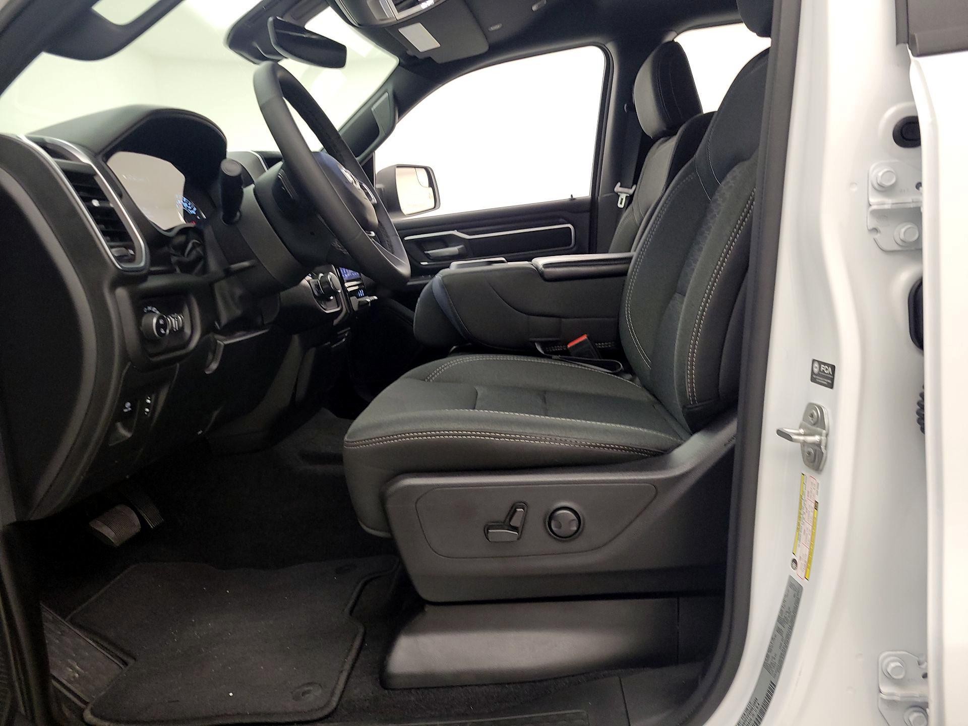 Thumbnail: 2025 RAM 1500 - 11