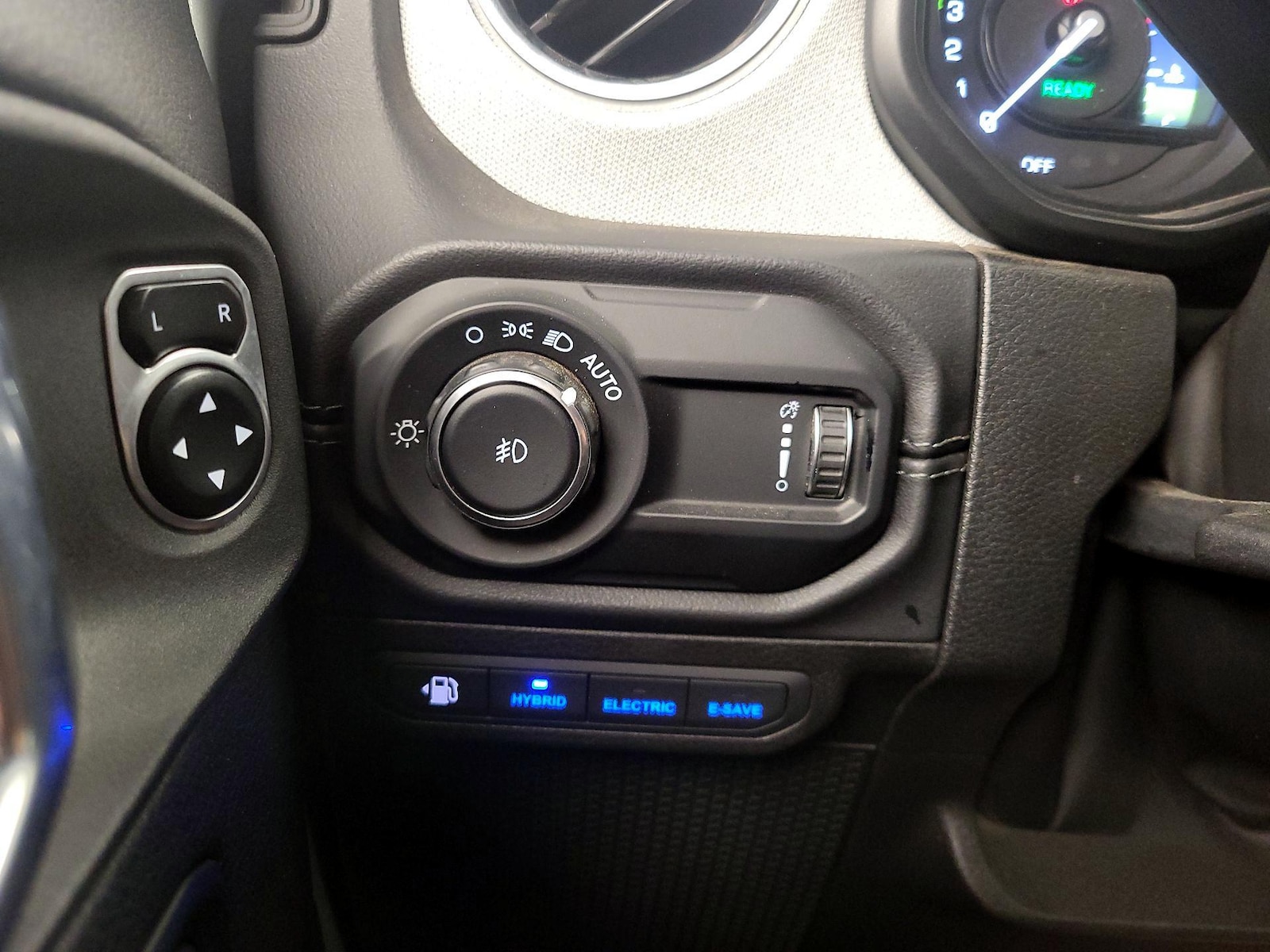 2024 Jeep Wrangler 4xe Sahara 4XE - Photo 14