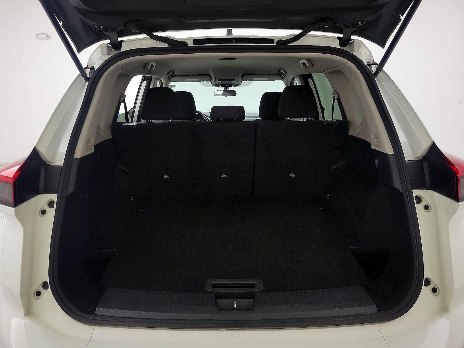 2024 Nissan Rogue S - Photo 21