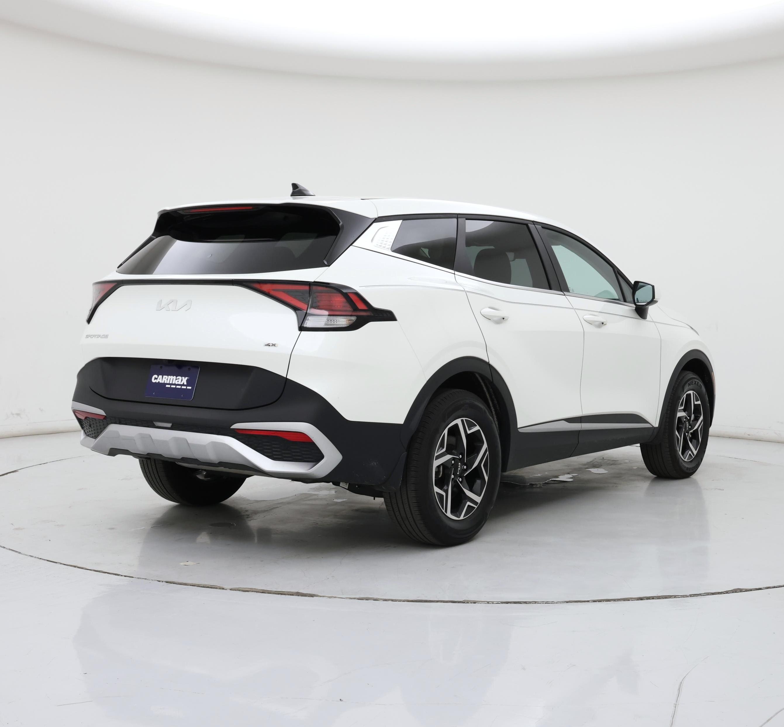 Thumbnail: 2024 Kia Sportage - 8