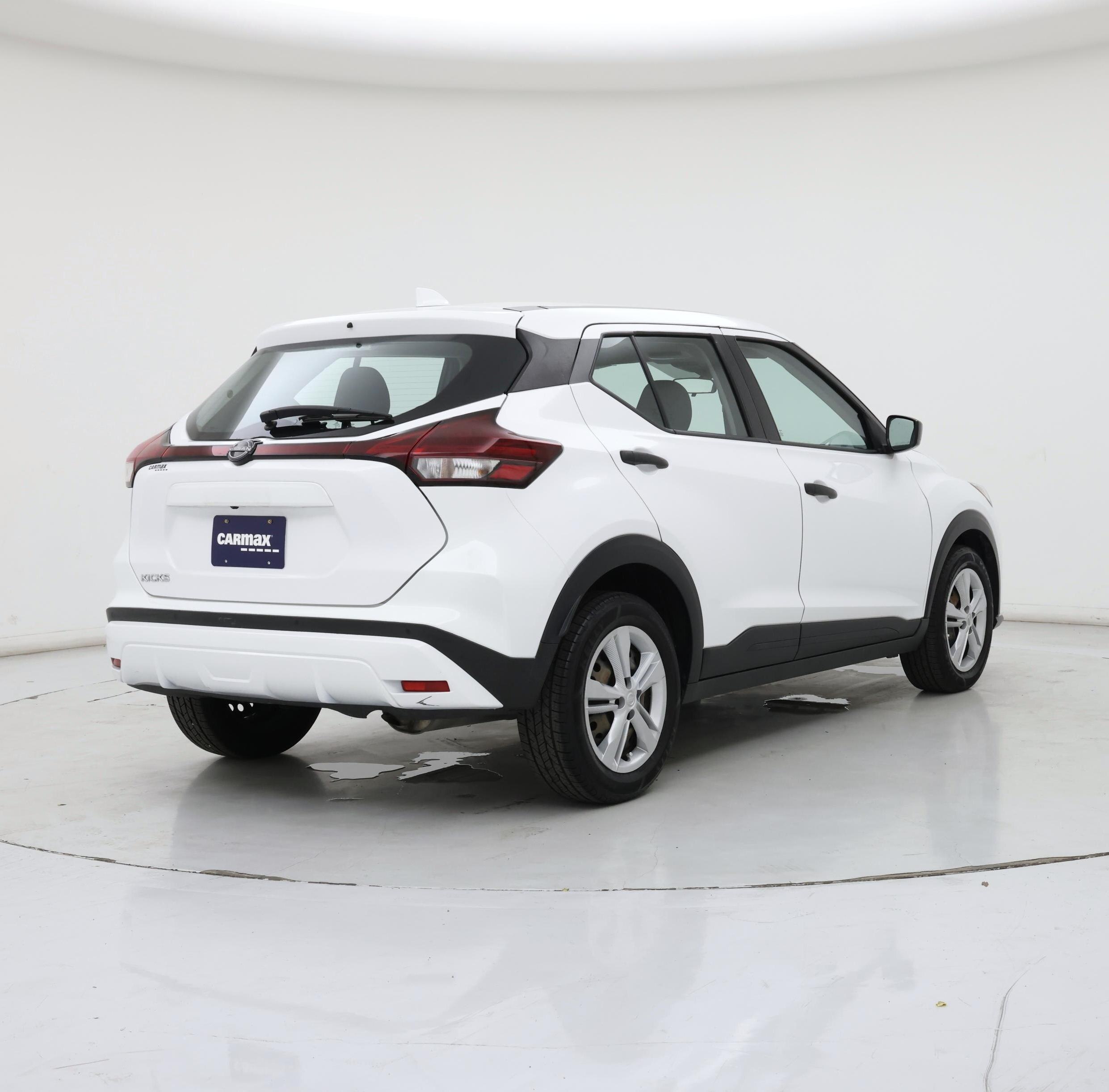 Thumbnail: 2022 Nissan Kicks - 8