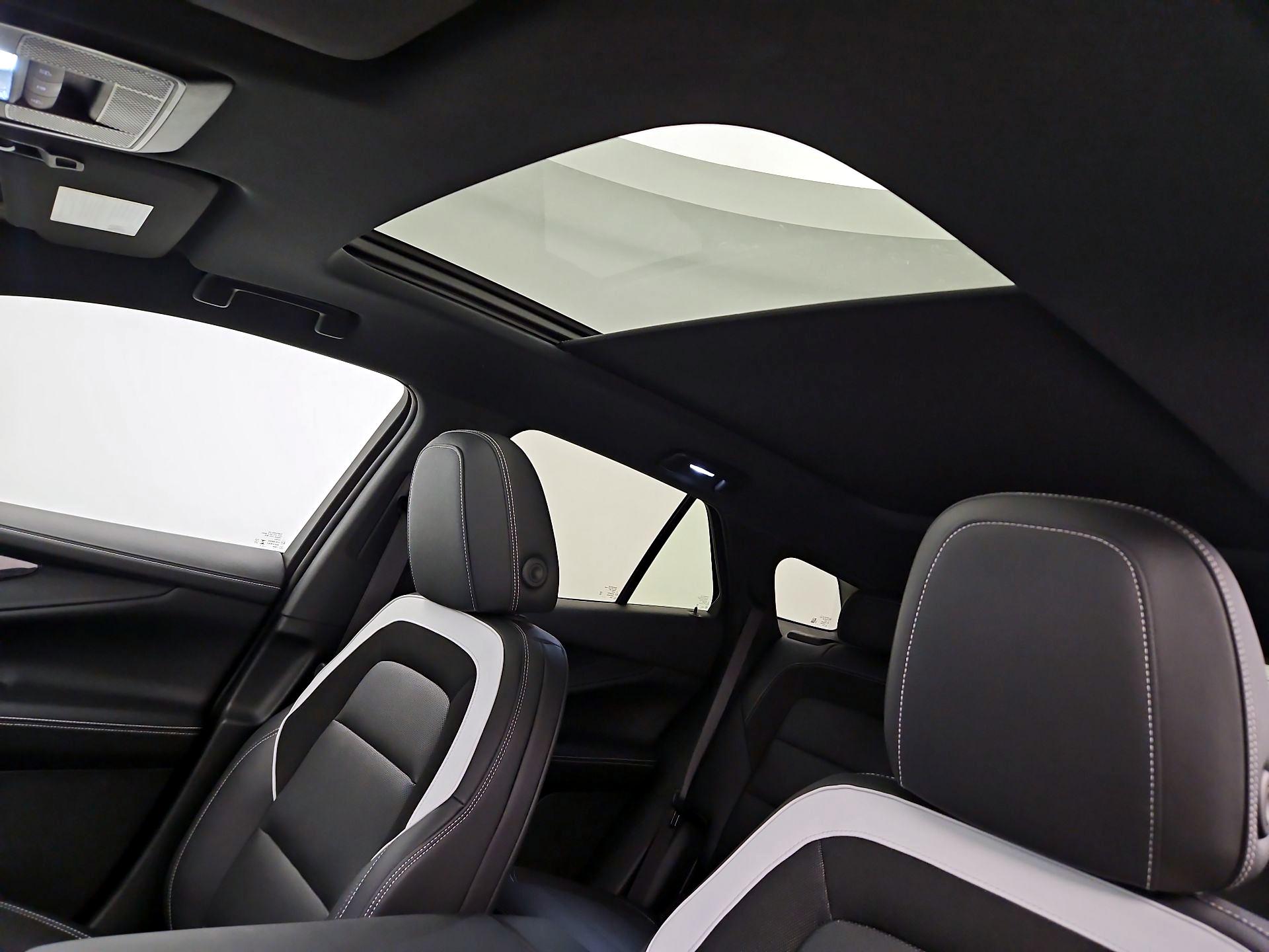 Thumbnail: 2024 Chevrolet Blazer EV - 20