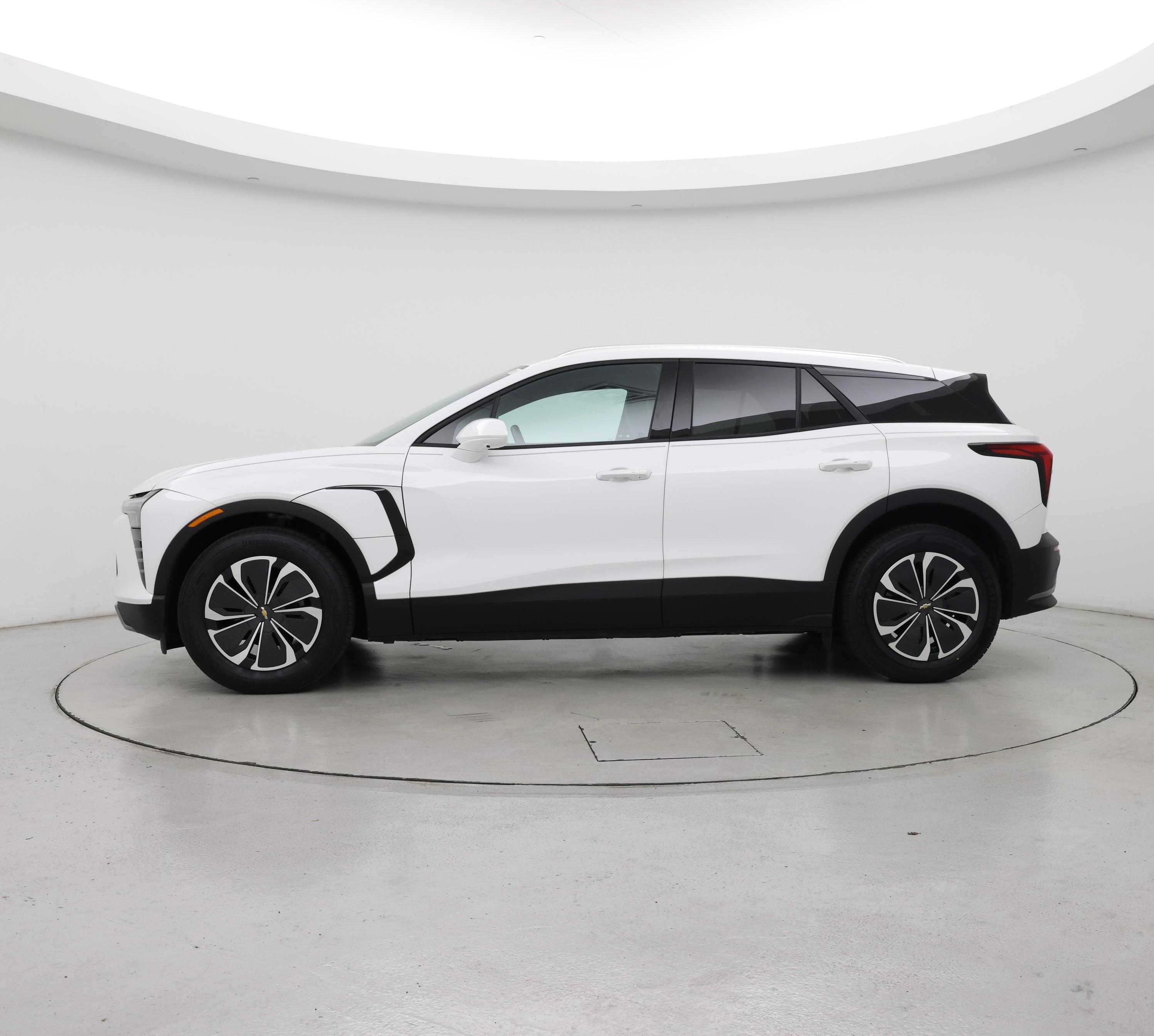 Thumbnail: 2024 Chevrolet Blazer EV - 3