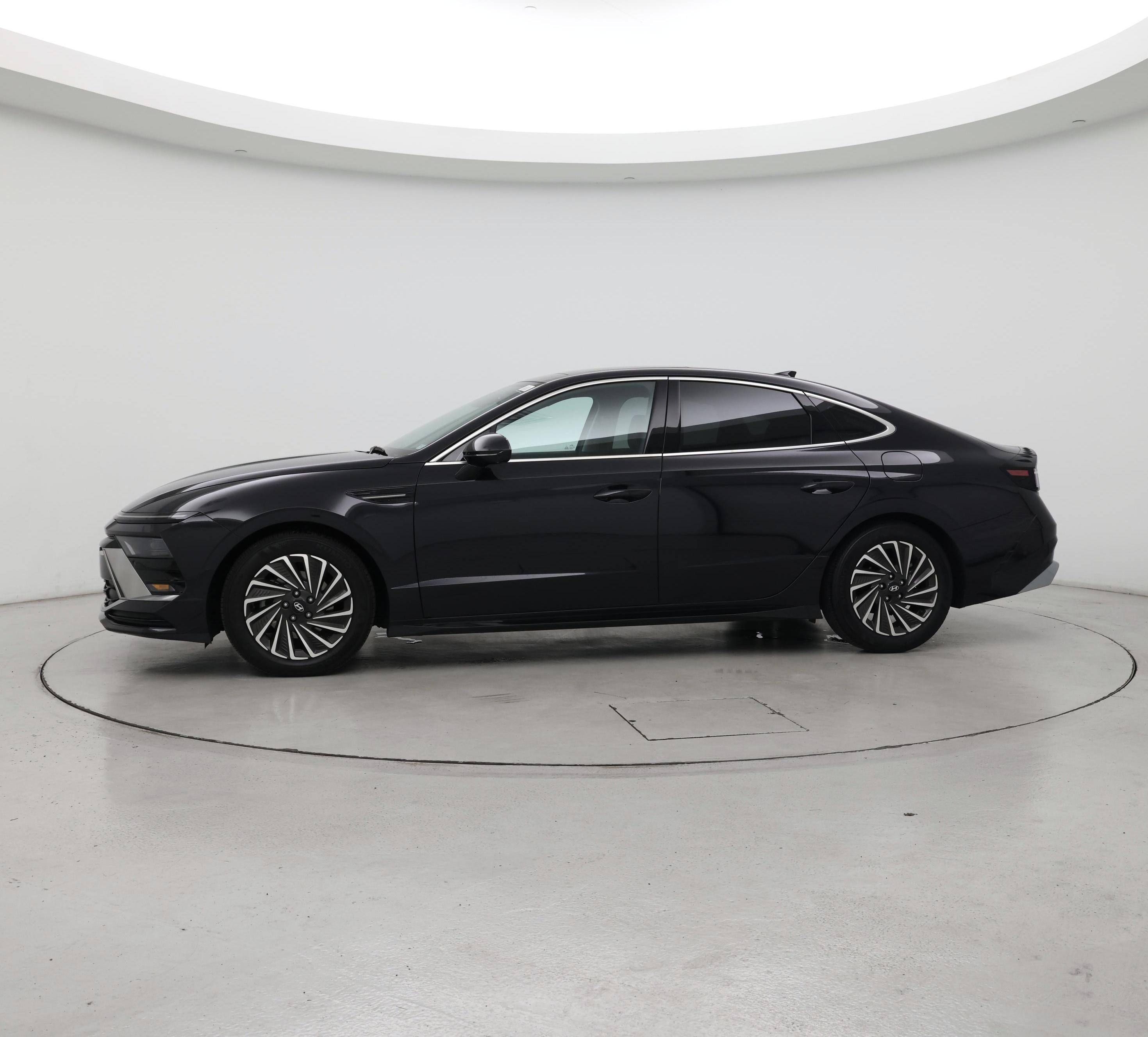 Thumbnail: 2024 Hyundai Sonata - 3