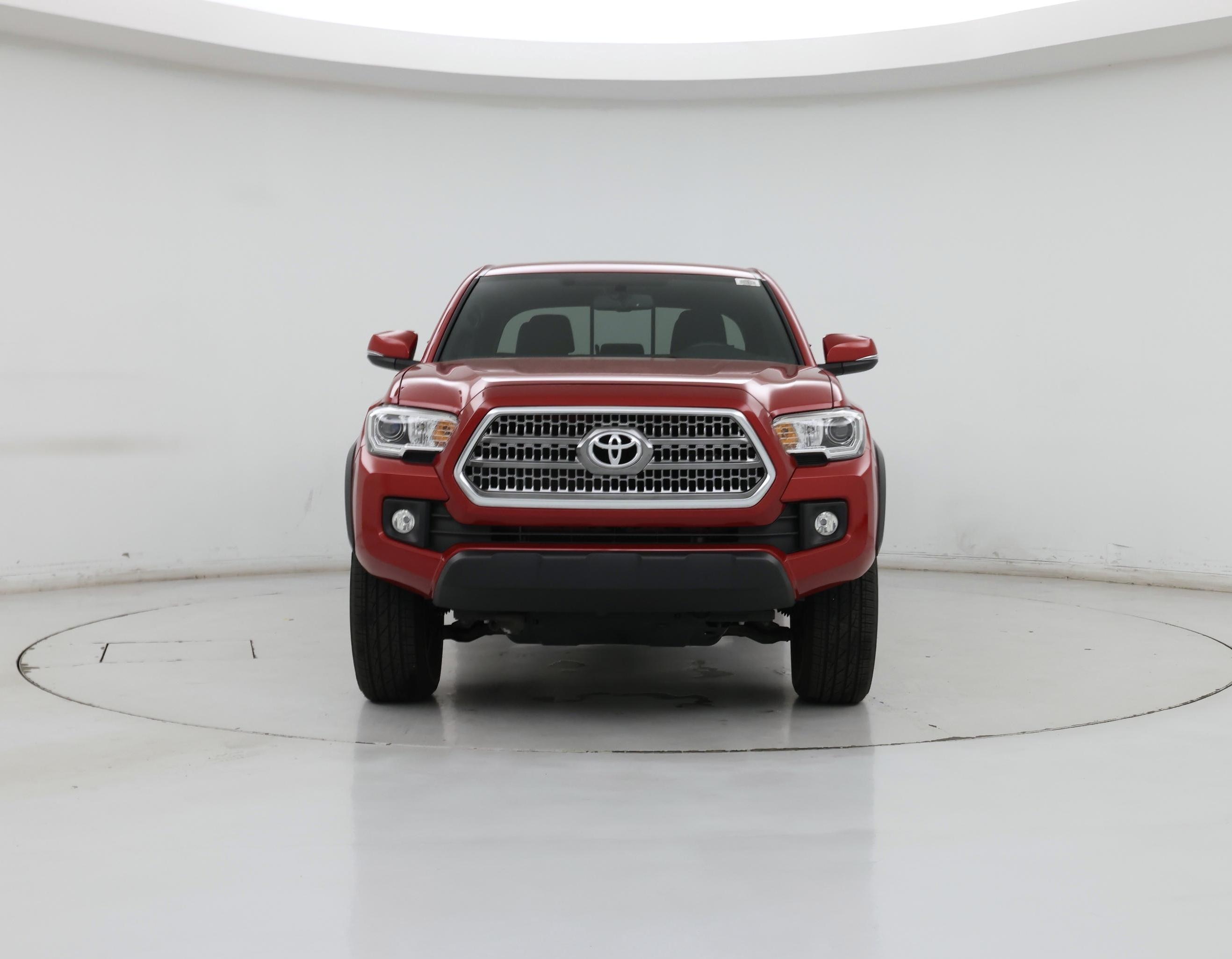 Thumbnail: 2017 Toyota Tacoma - 5