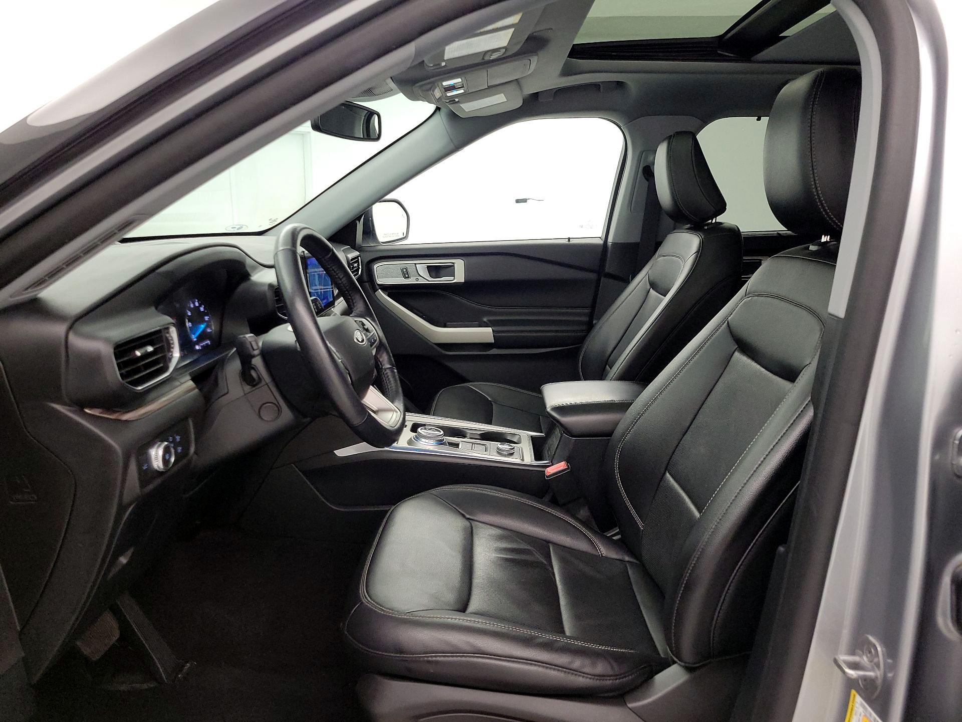 Thumbnail: 2021 Ford Explorer - 11