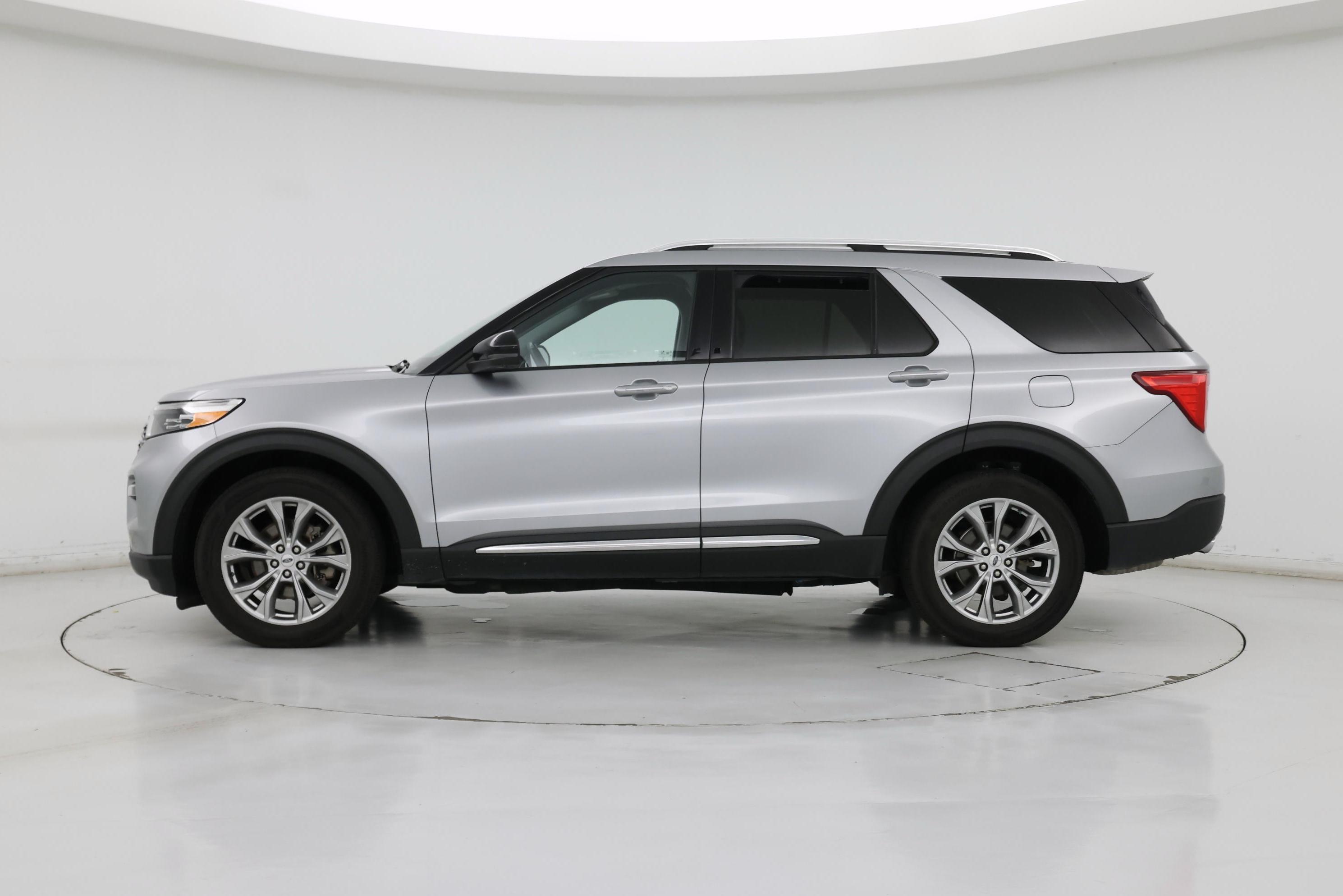 Thumbnail: 2021 Ford Explorer - 3