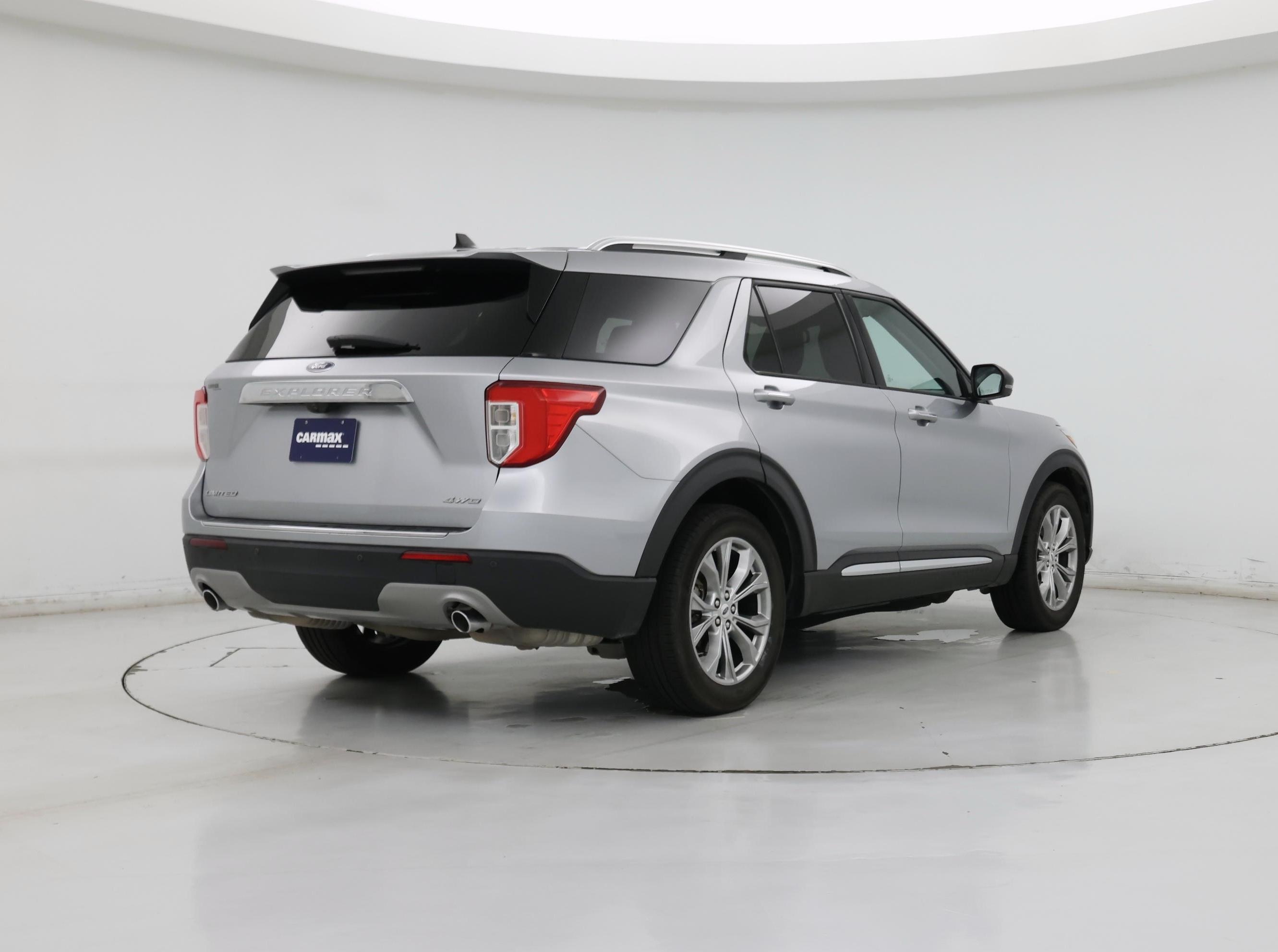 Thumbnail: 2021 Ford Explorer - 8