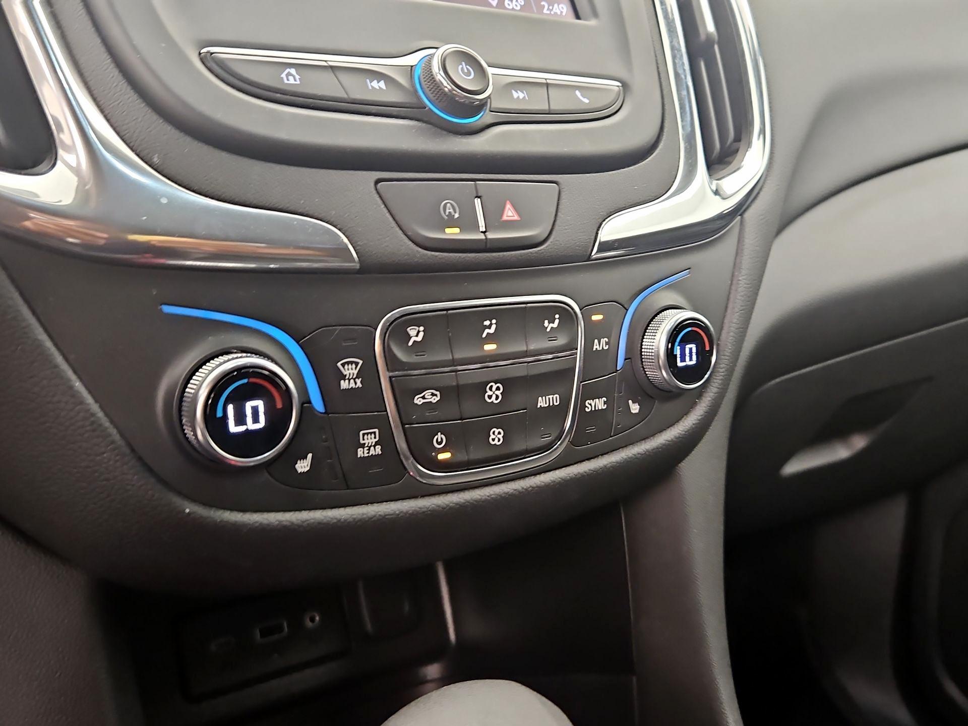 Thumbnail: 2022 Chevrolet Equinox - 16