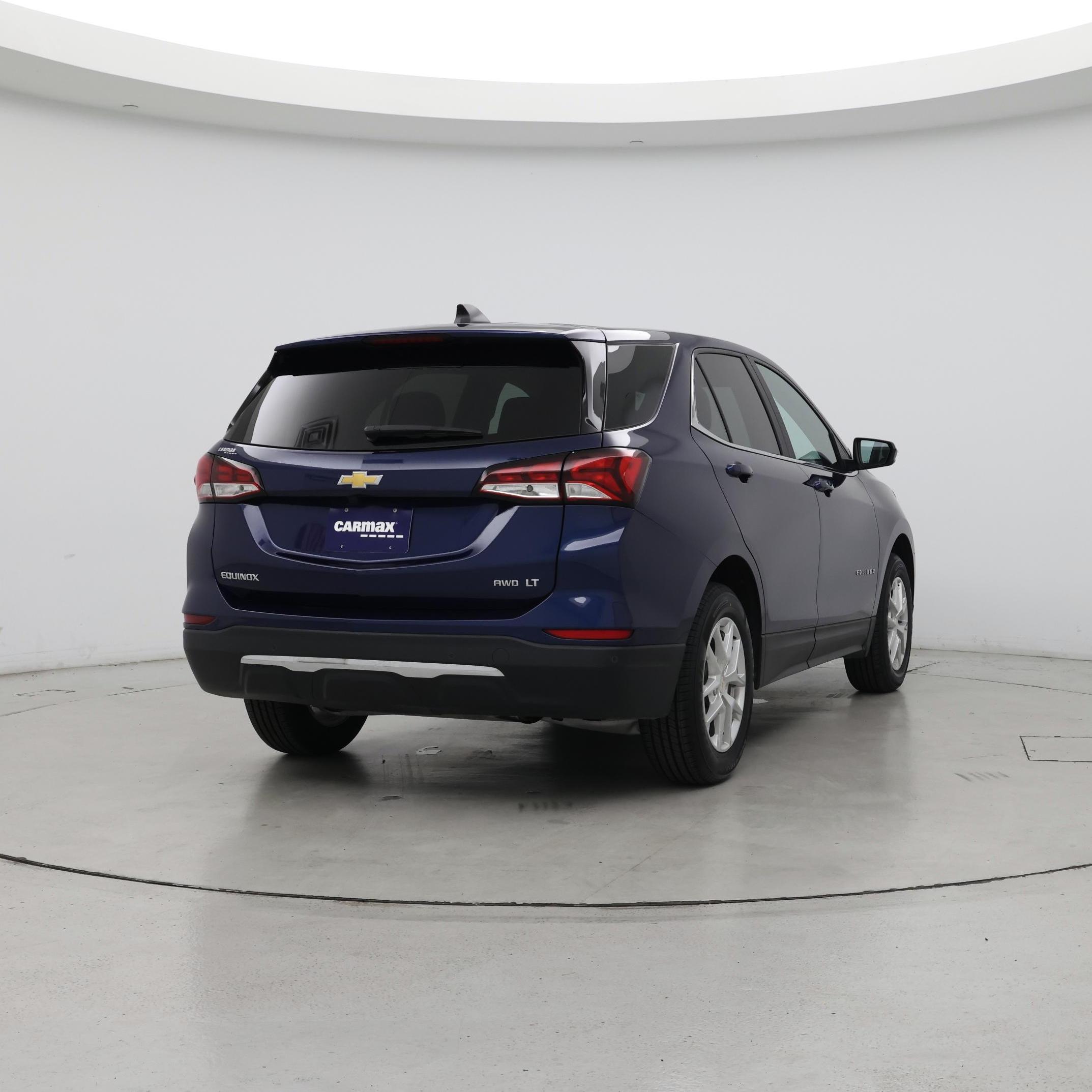 Thumbnail: 2022 Chevrolet Equinox - 8
