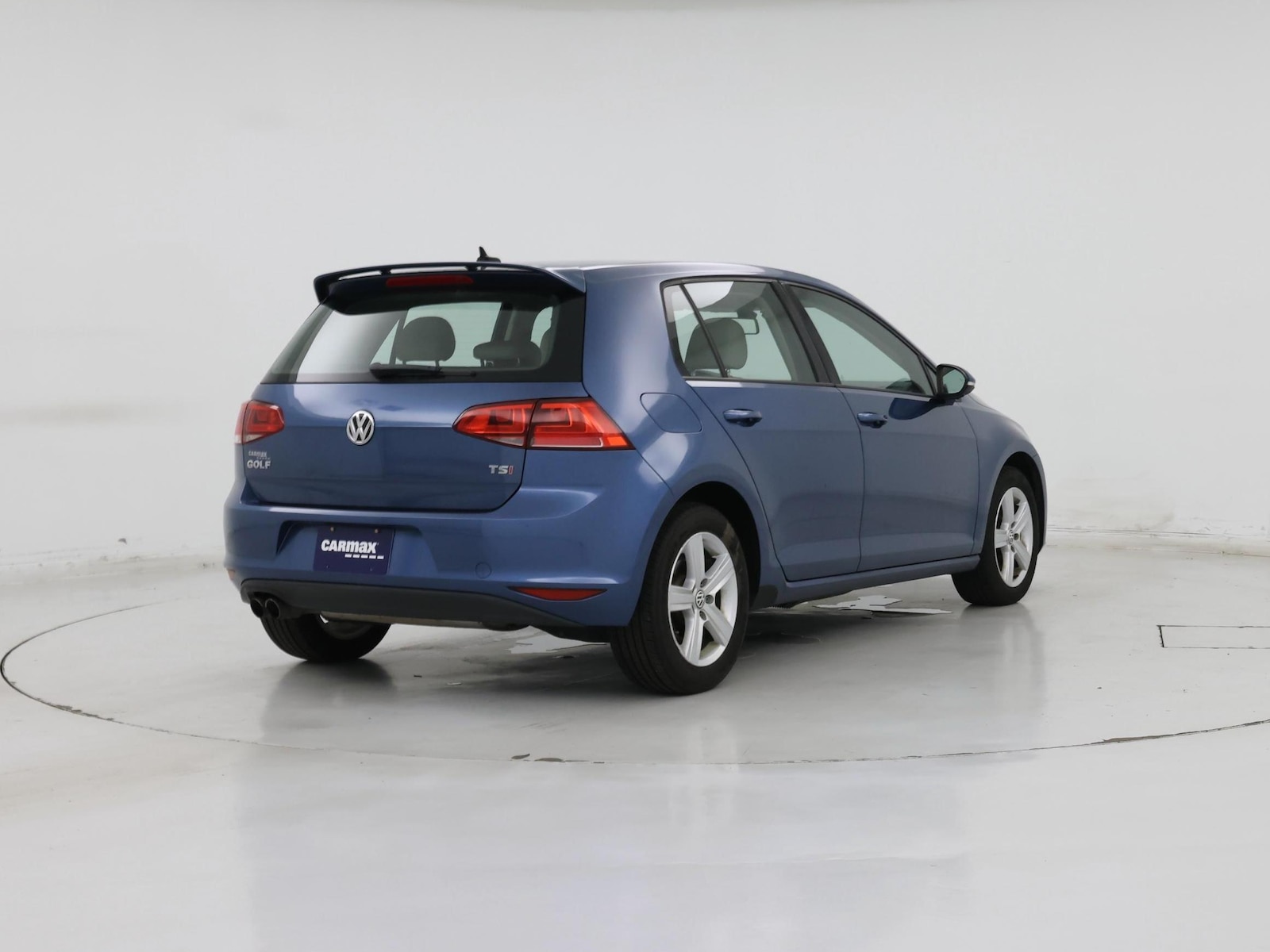 2017 Volkswagen Golf Wolfsburg Edition - Photo 9