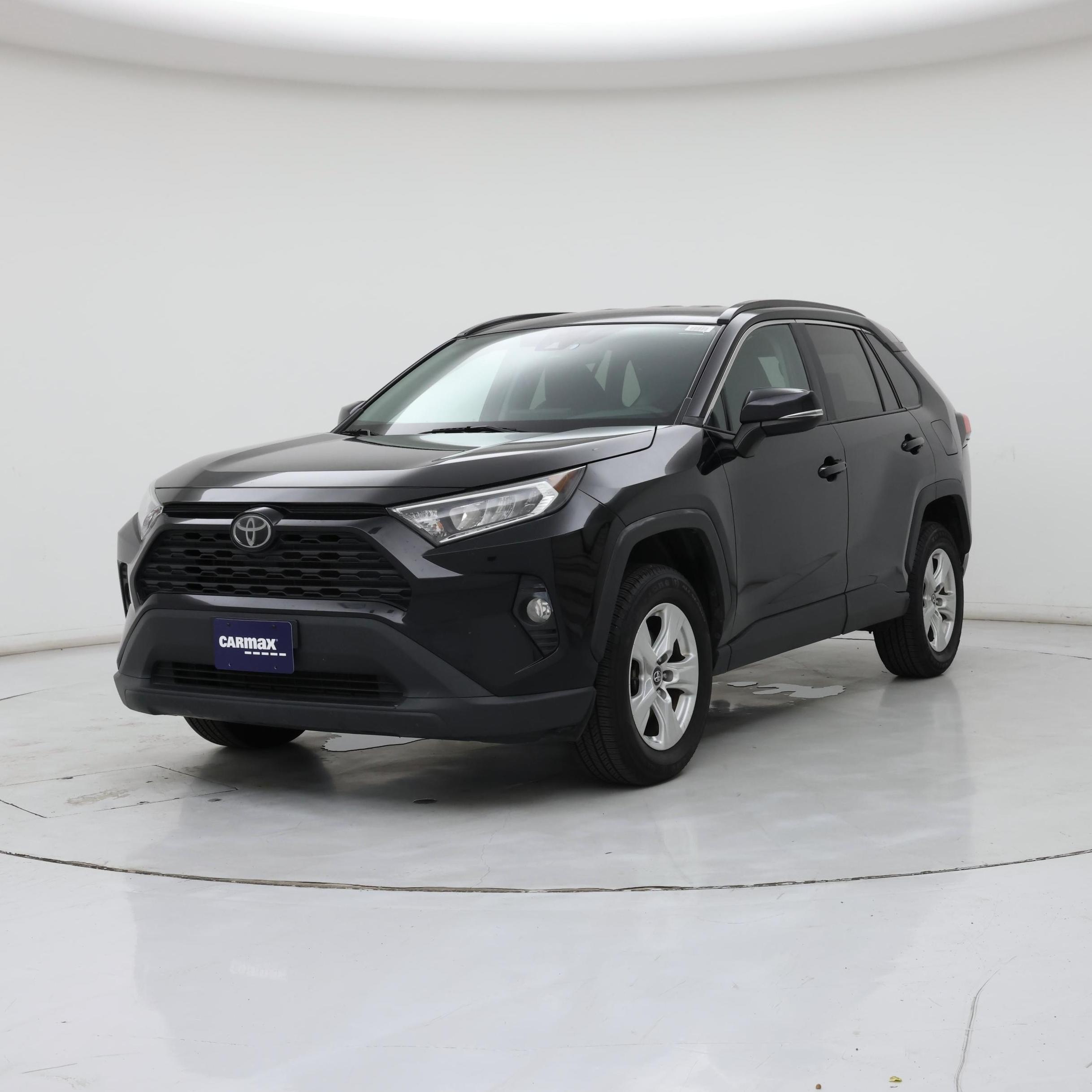 Thumbnail: 2020 Toyota RAV4 - 4