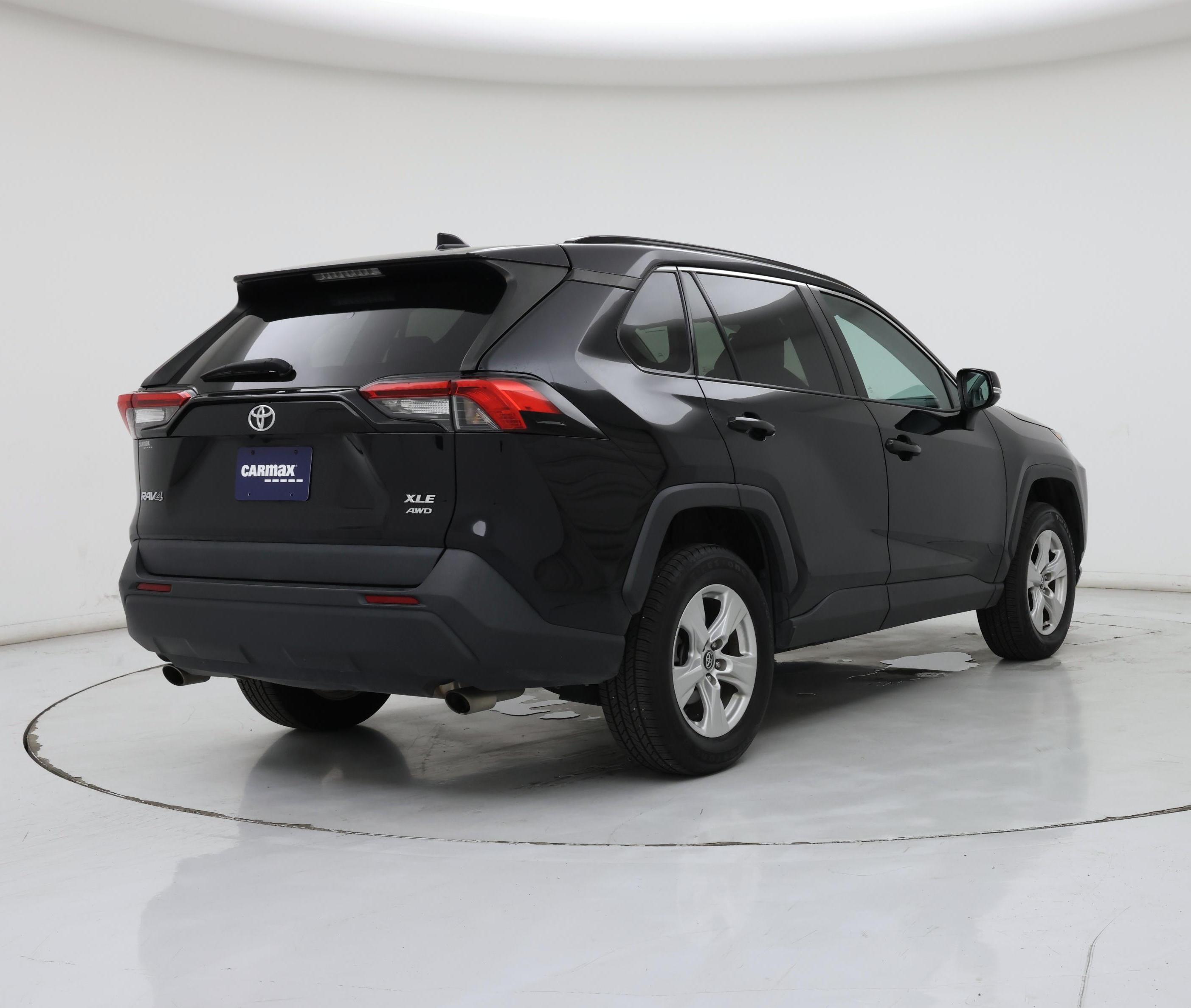 Thumbnail: 2020 Toyota RAV4 - 8