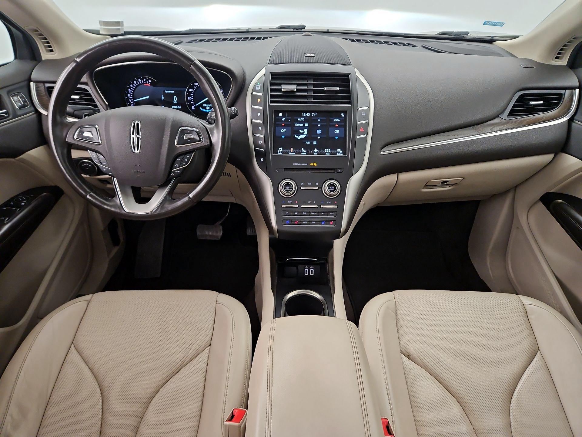 Thumbnail: 2017 Lincoln MKC - 9
