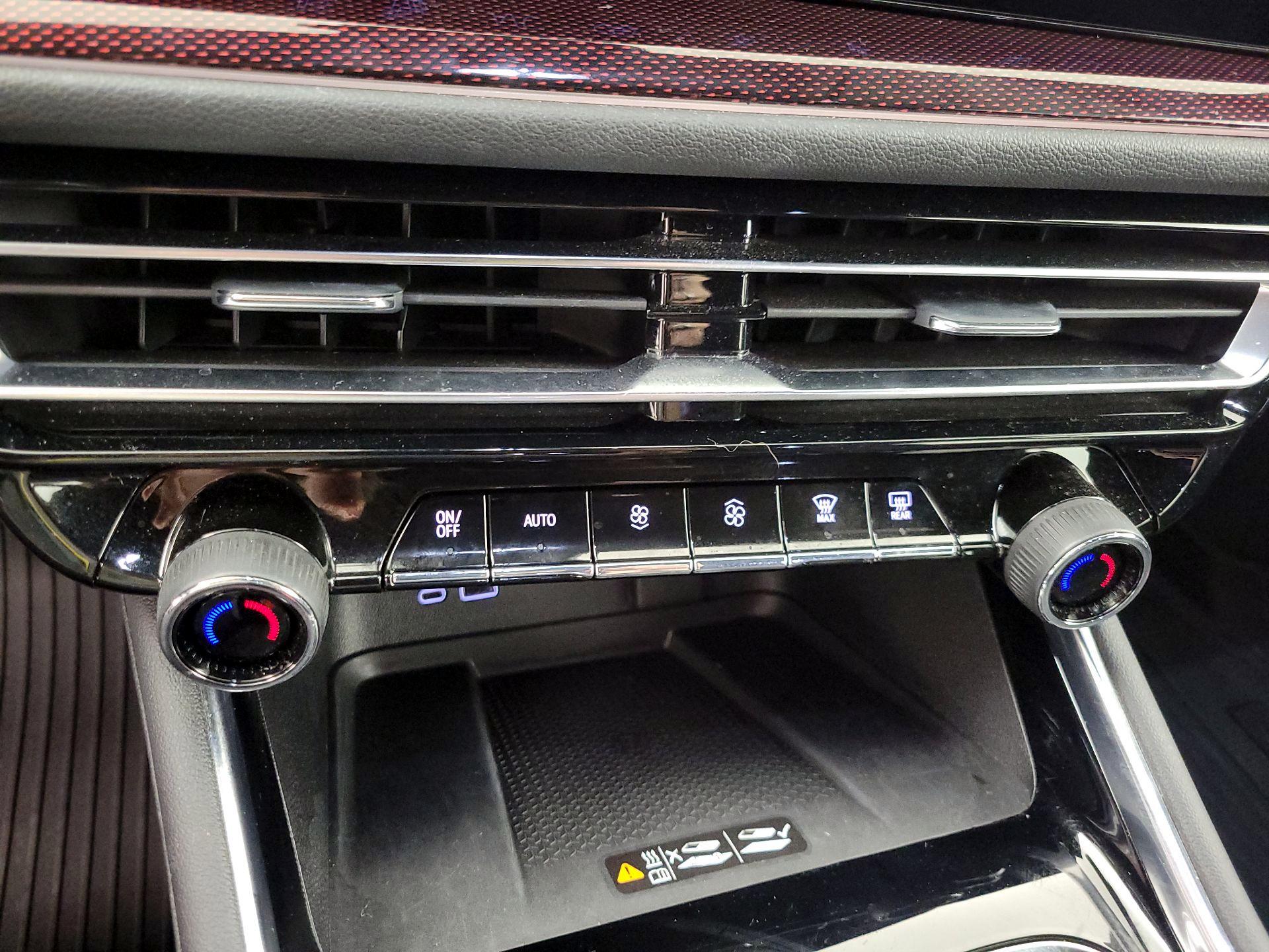 Thumbnail: 2024 Chevrolet Traverse - 17