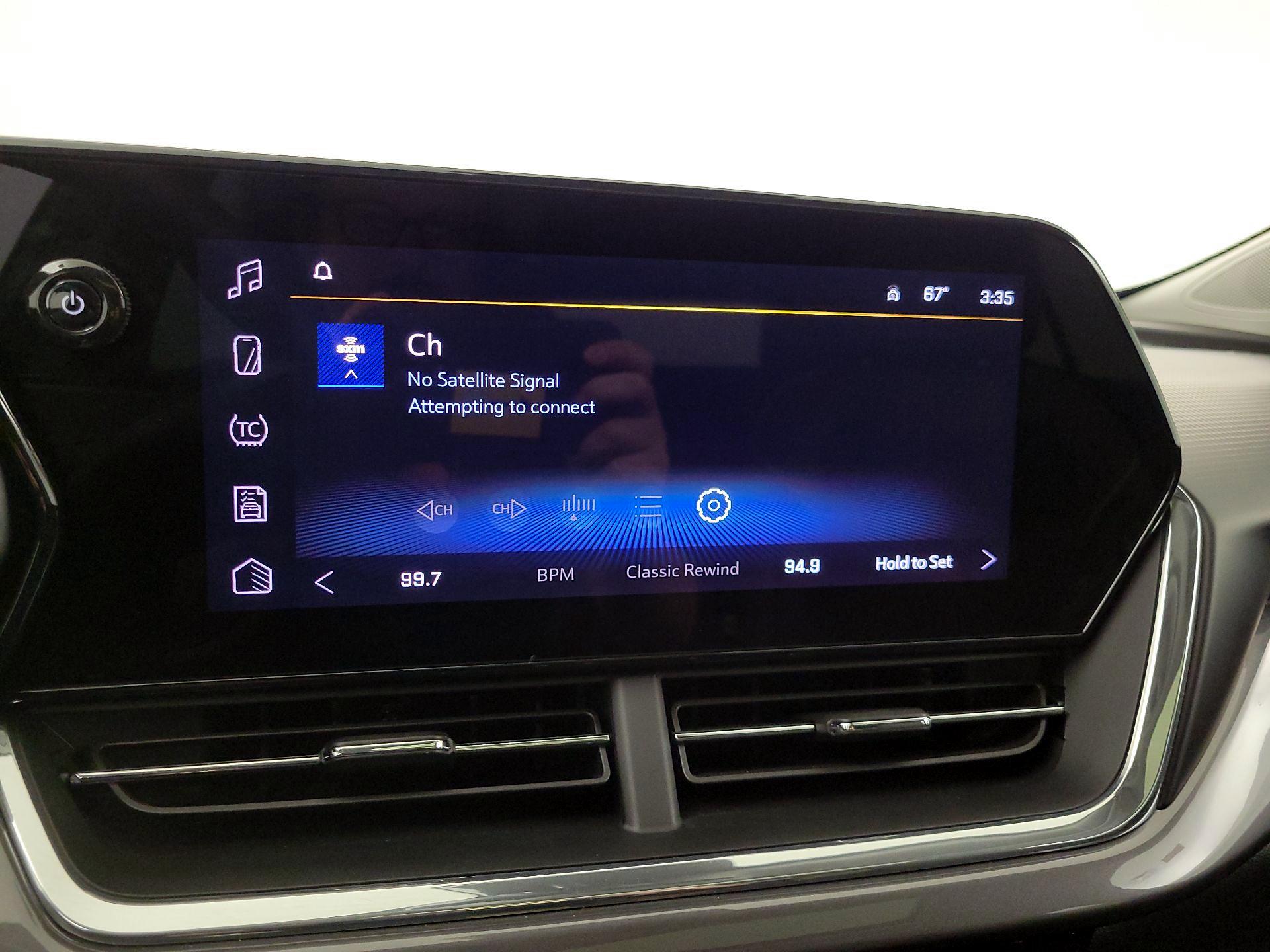 Thumbnail: 2025 Chevrolet Trax - 15