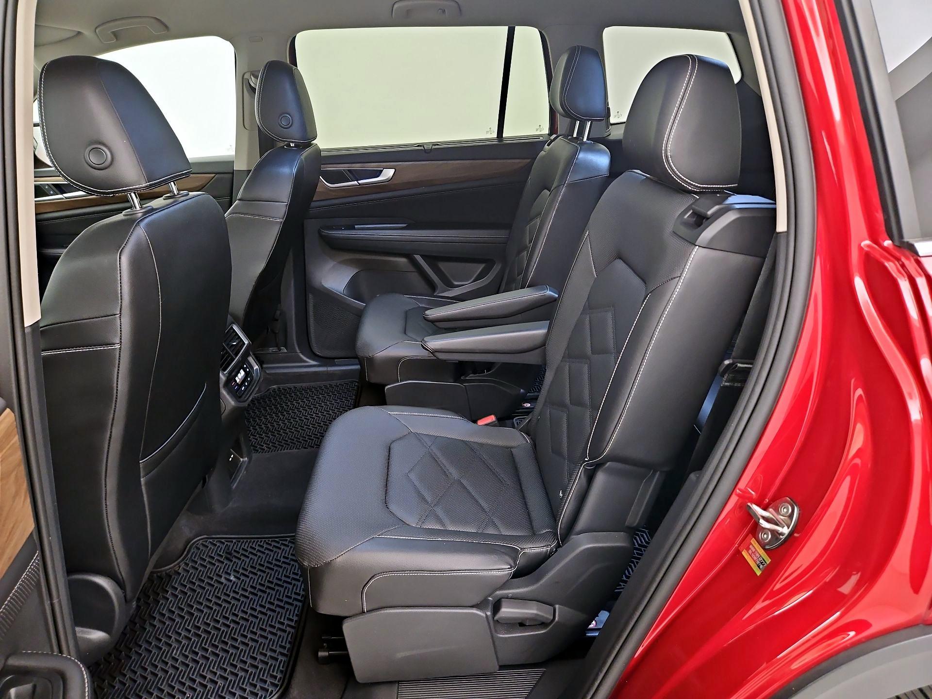 Thumbnail: 2024 Volkswagen Atlas - 19