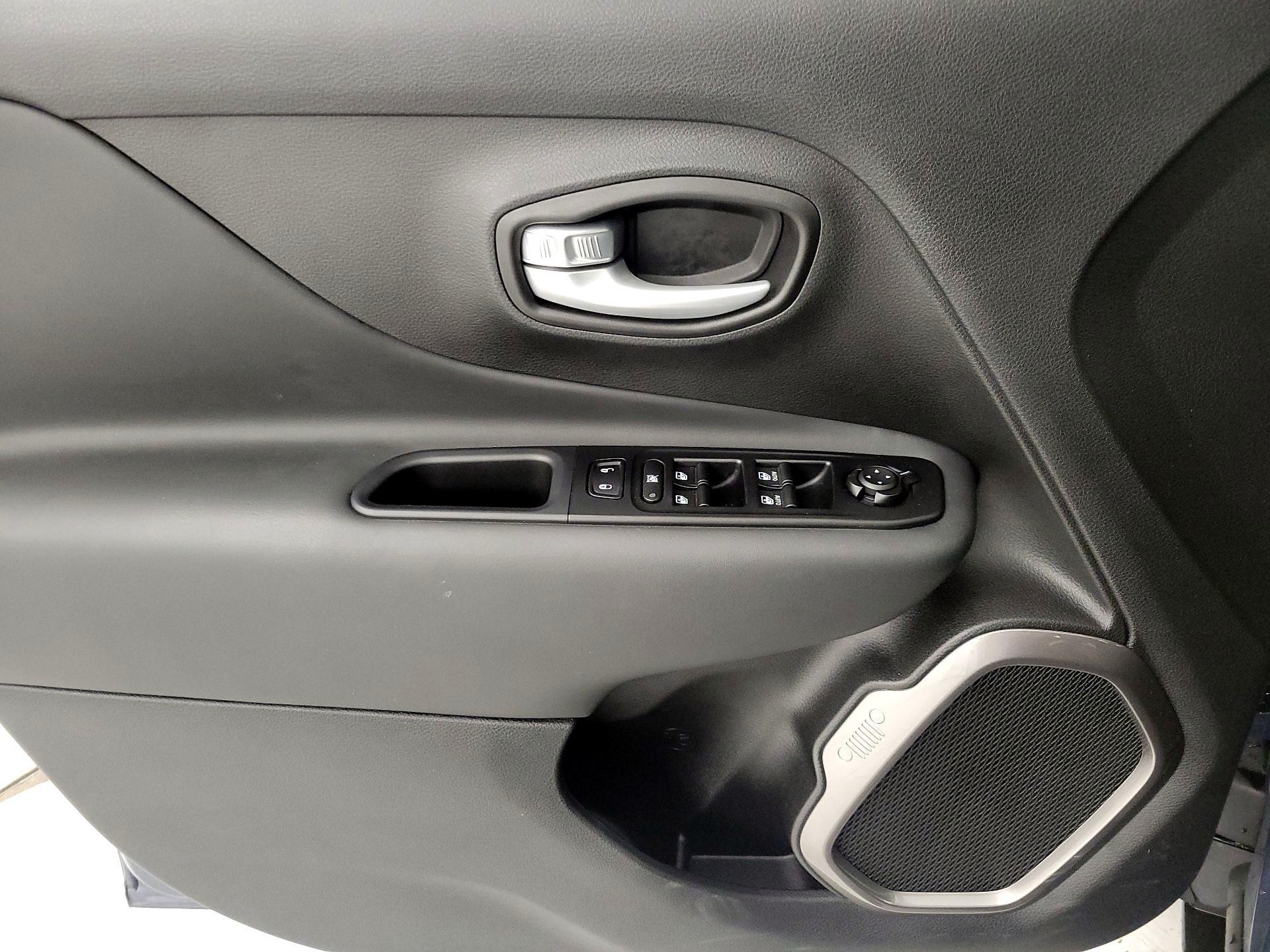 Thumbnail: 2023 Jeep Renegade - 12
