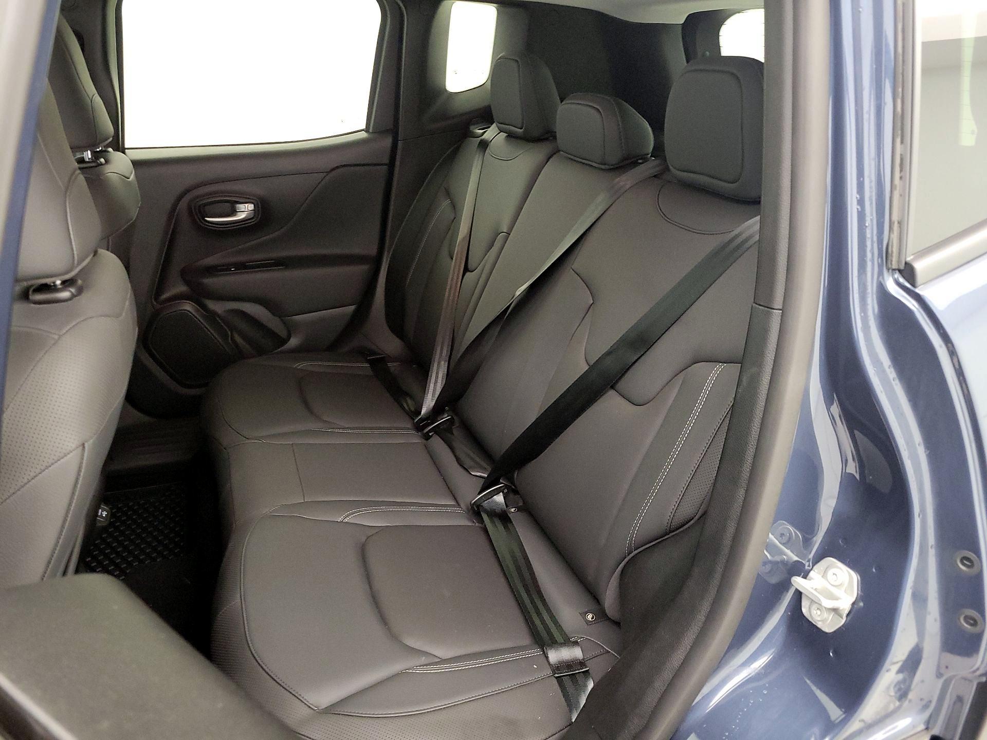 Thumbnail: 2023 Jeep Renegade - 20