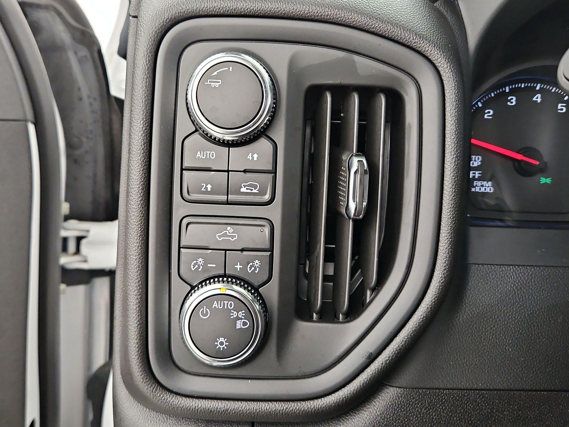 Thumbnail: 2025 GMC Sierra 1500 - 13