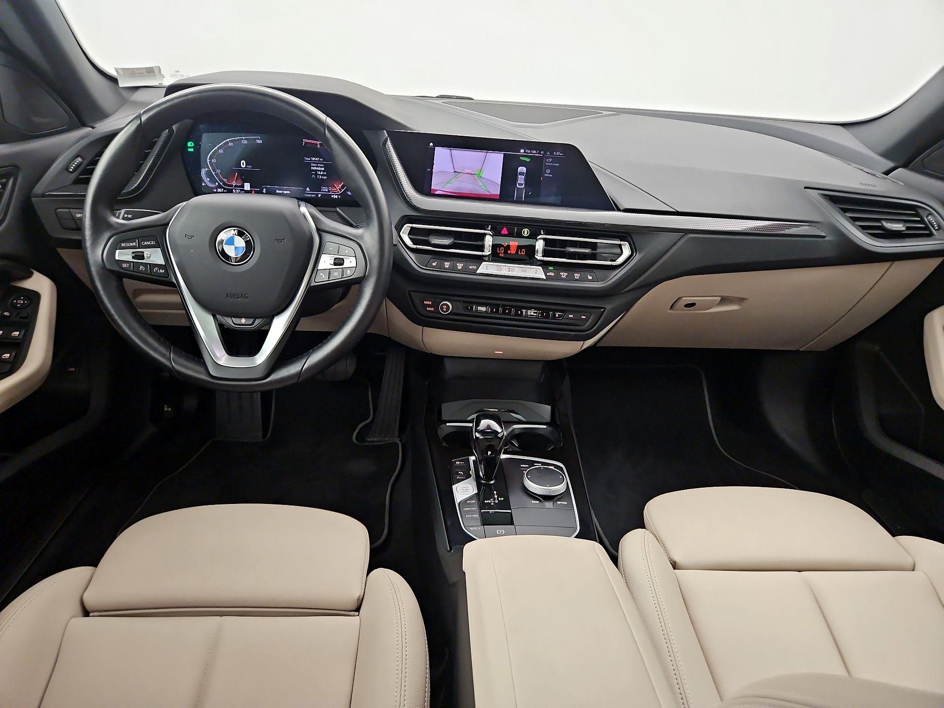 Thumbnail: 2024 BMW 2 Series - 9