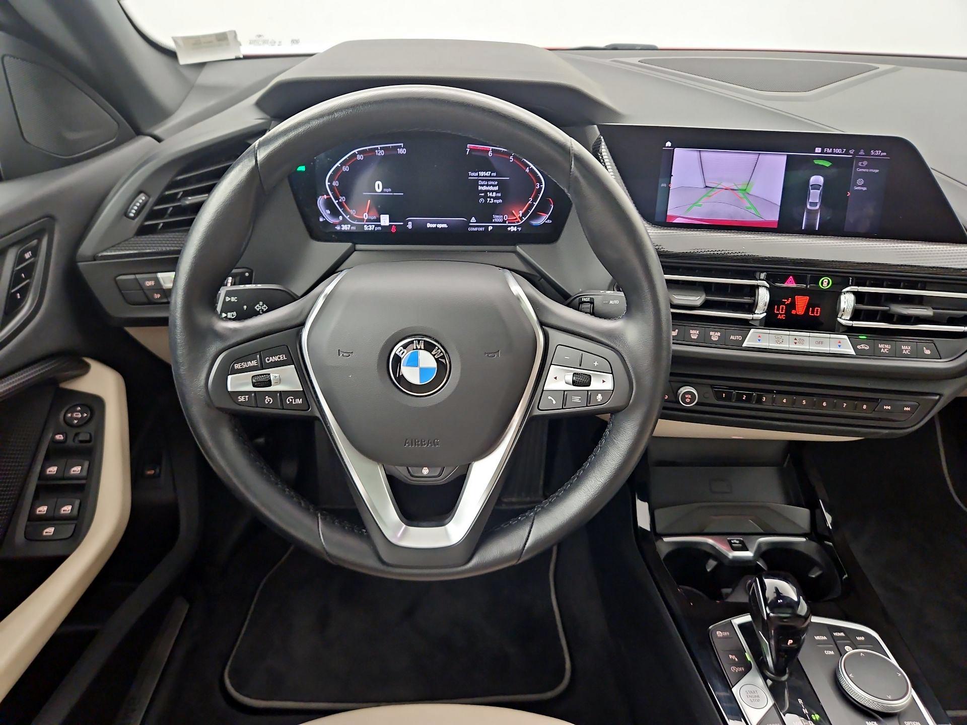Thumbnail: 2024 BMW 2 Series - 10
