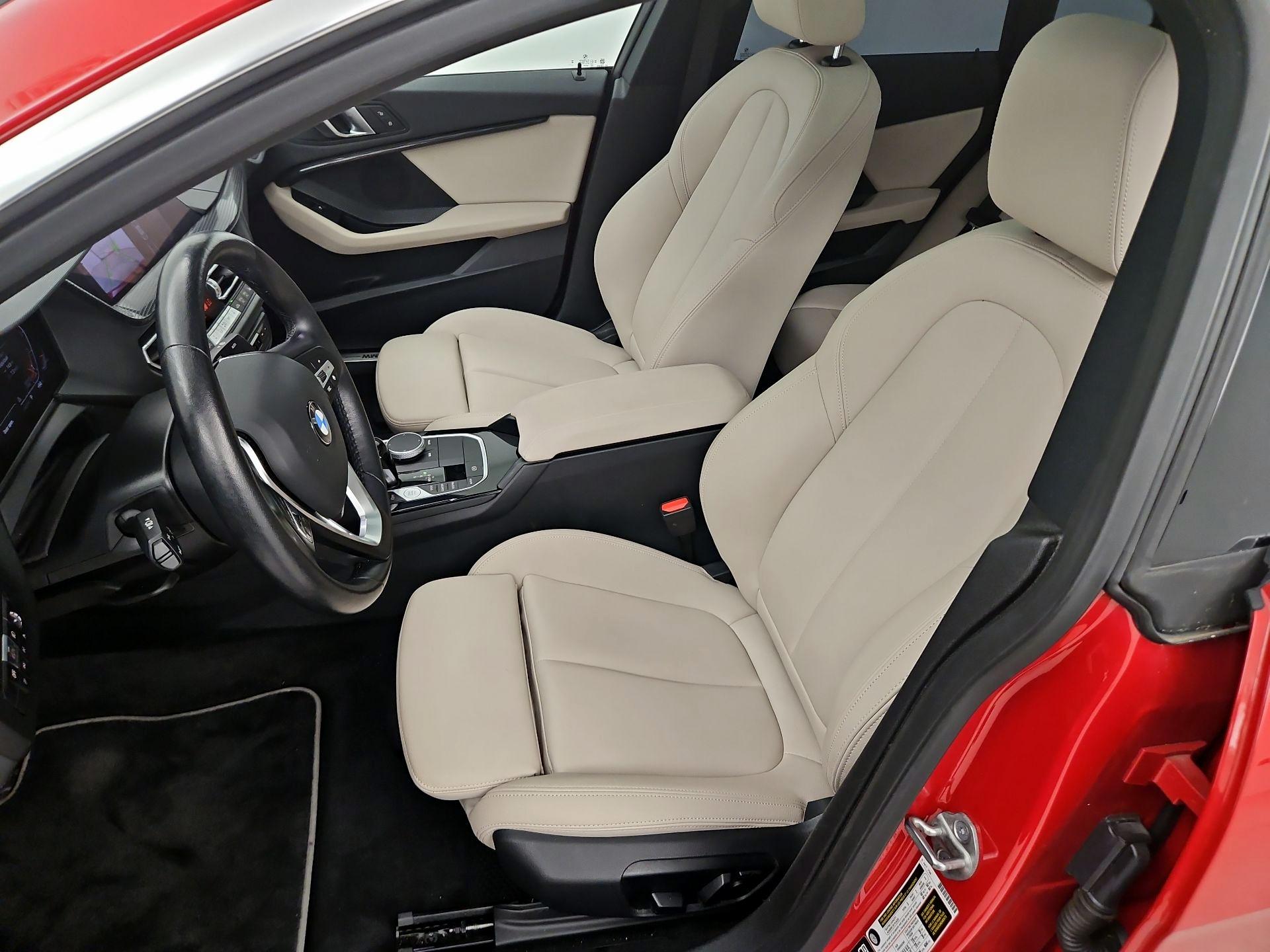 Thumbnail: 2024 BMW 2 Series - 11