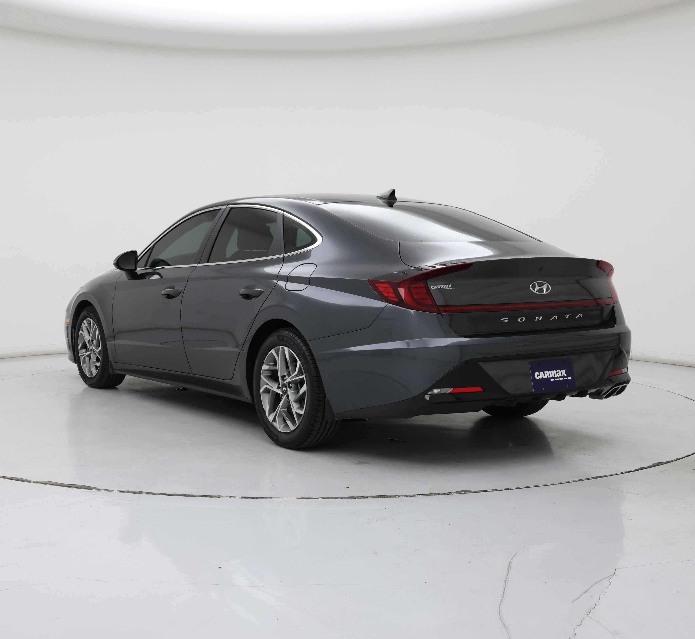 Thumbnail: 2023 Hyundai Sonata - 2