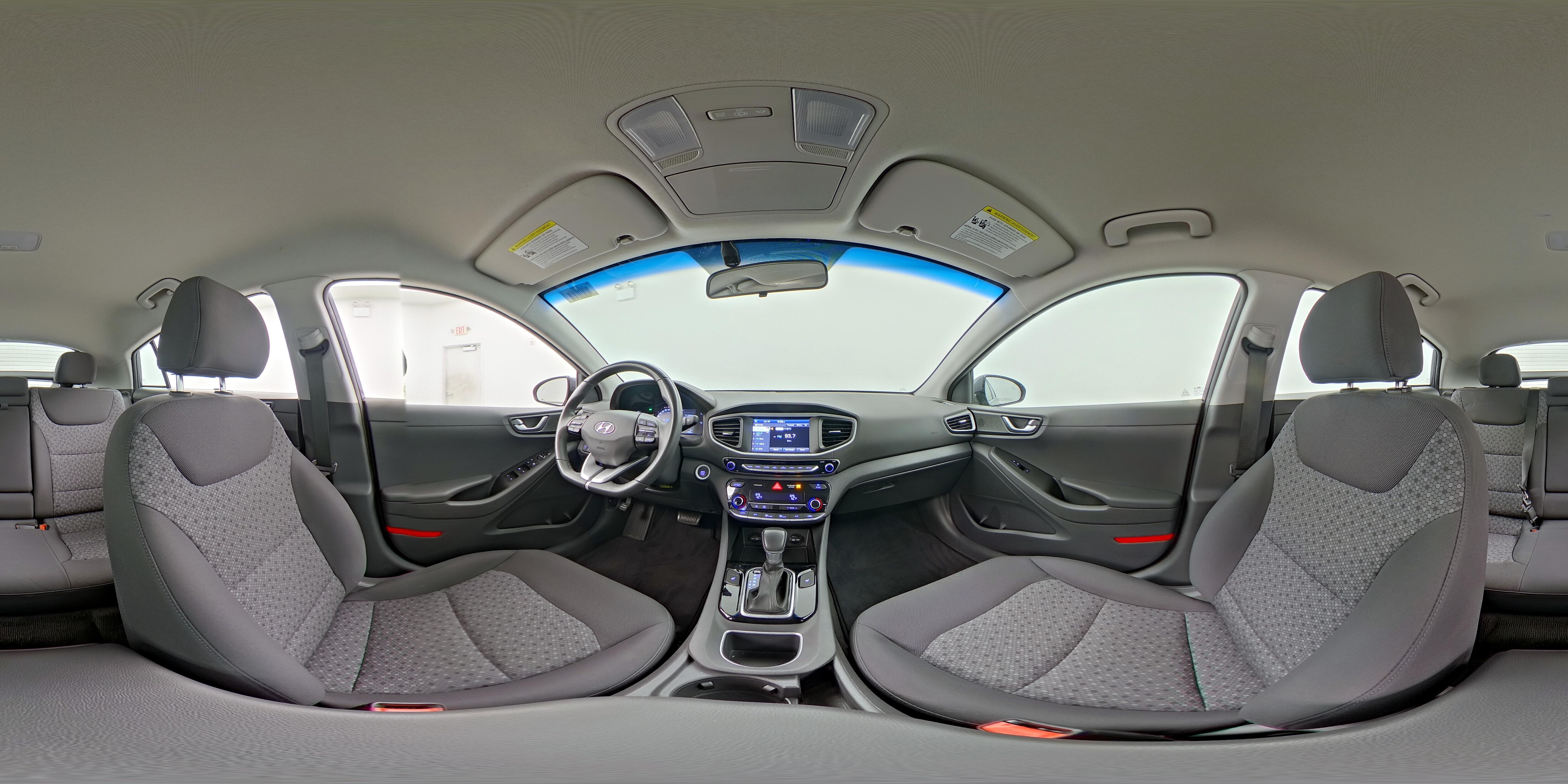 2018 Hyundai IONIQ SEL - Photo 24