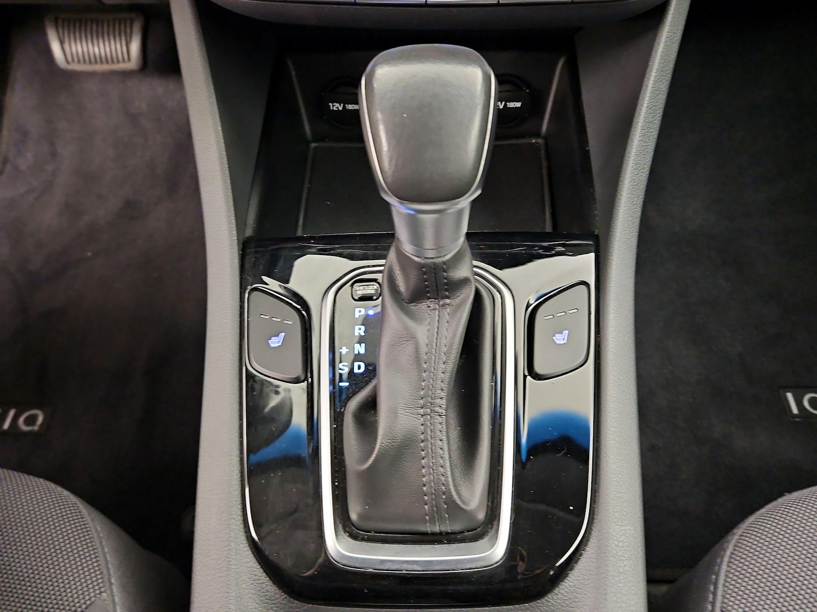 2018 Hyundai IONIQ SEL - Photo 18