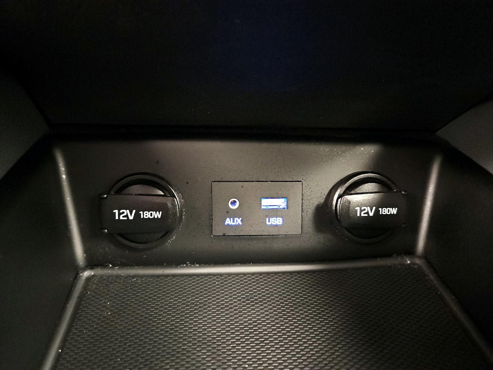 2018 Hyundai IONIQ SEL - Photo 19
