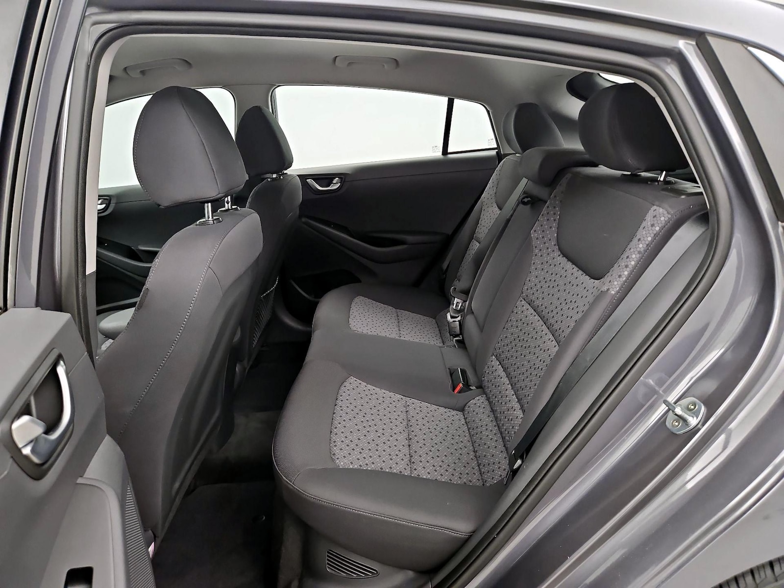 2018 Hyundai IONIQ SEL - Photo 20
